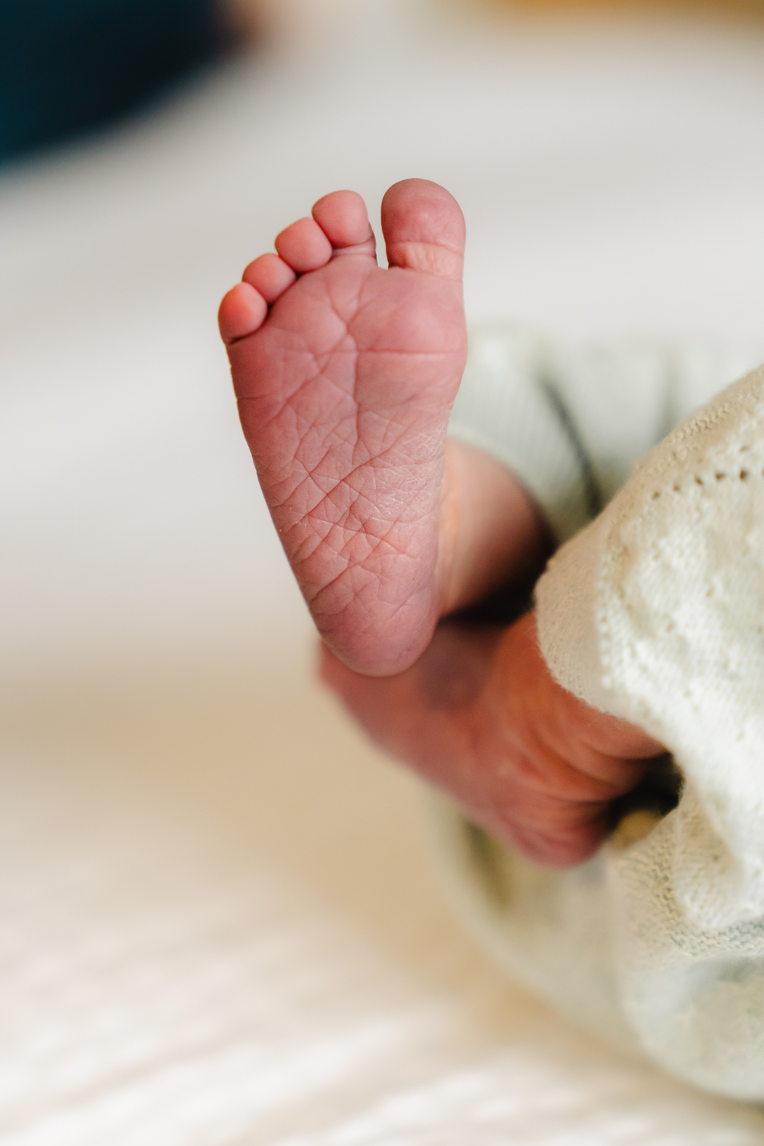 Newborn in-home photo session. Newcastle Upon Tyne Photographer Yana Balatskaya