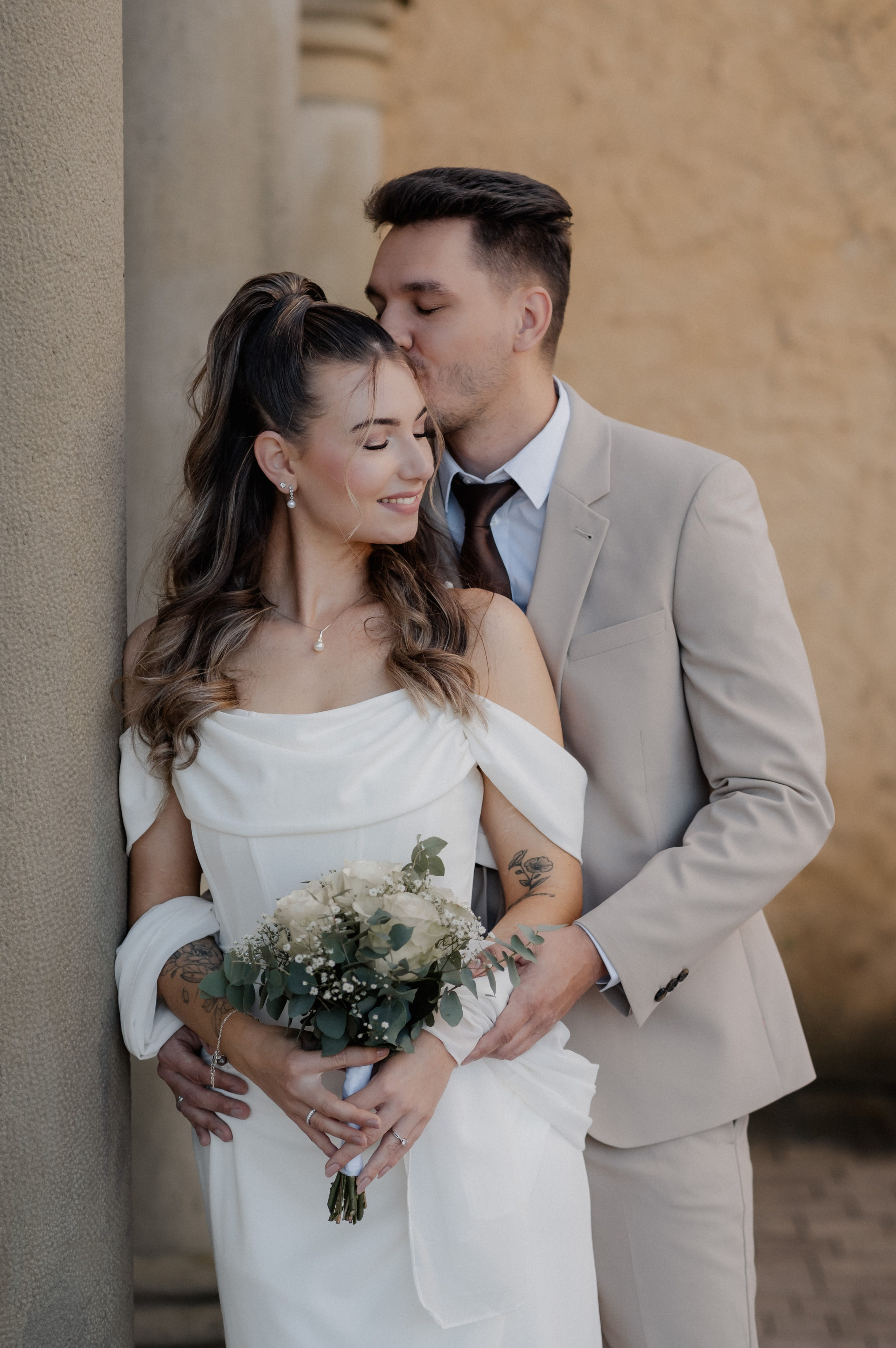 CIVIL WEDDING IN STADTSCHLOSS IN HERRIEDEN. Photographer in Nuremberg Irina Mehnert from Ansbach