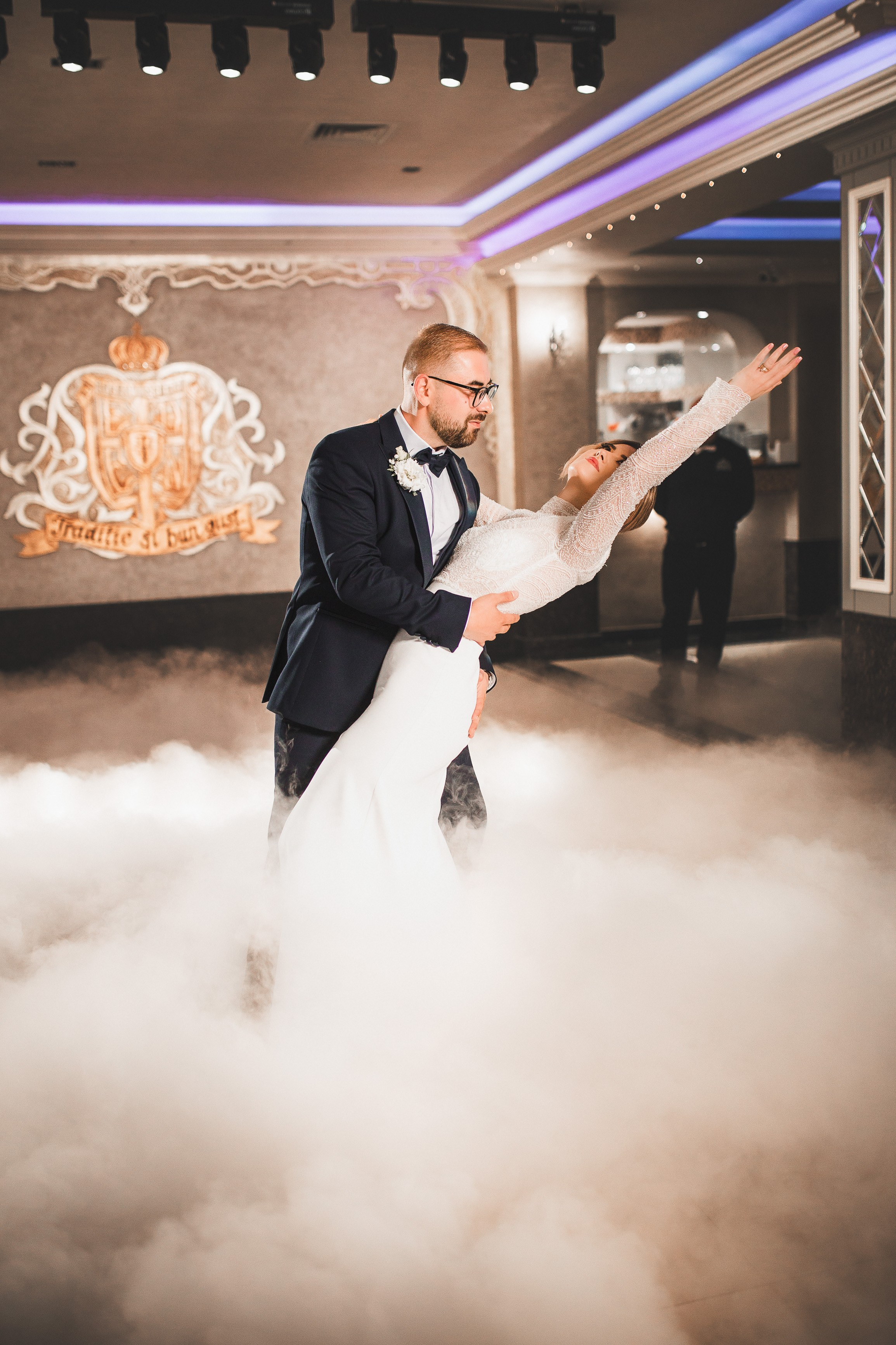 Alexandra & Florin. Vlad Aconstantinesei Photographer