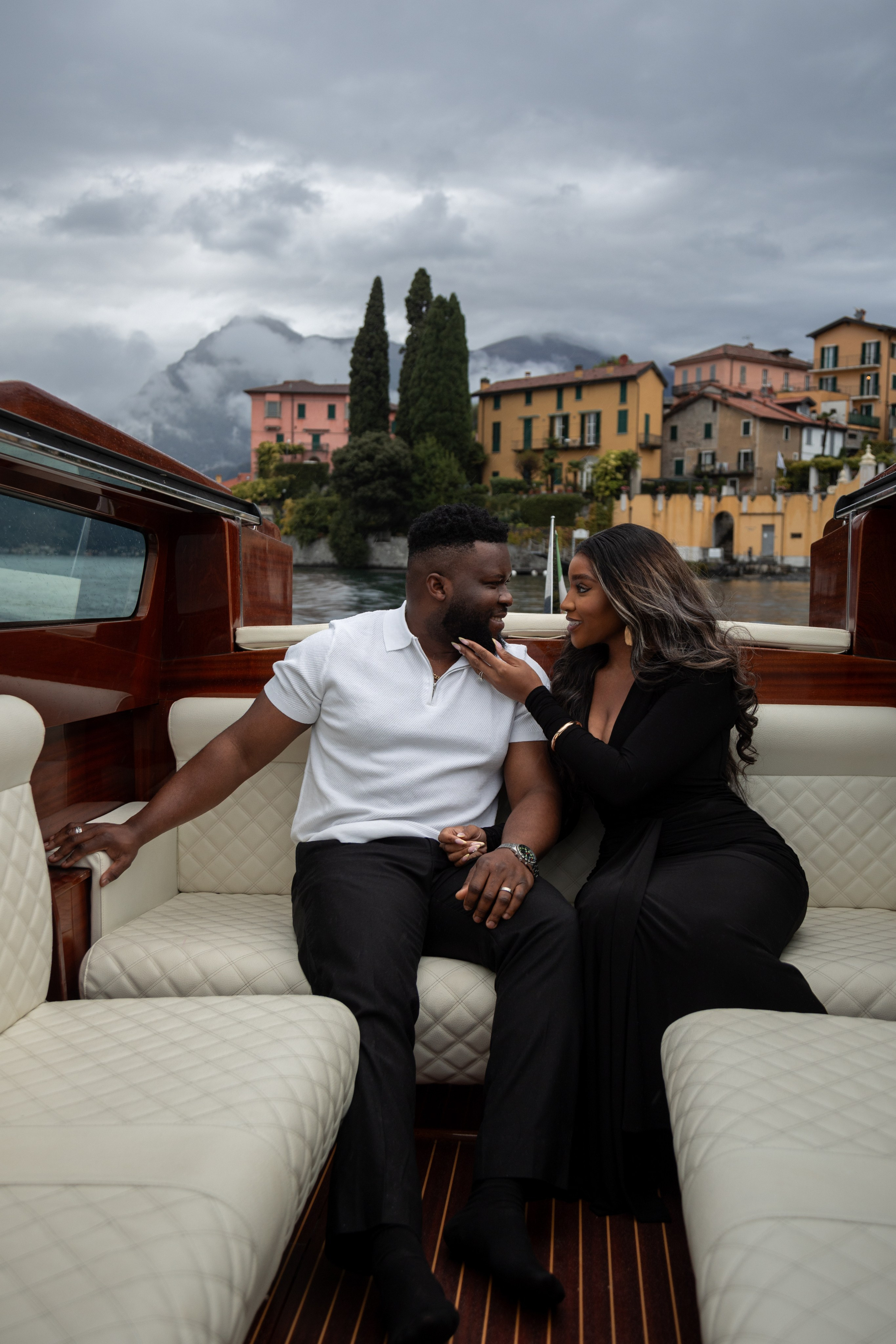 Varenna boat tour. Photographer in Milan |Mila Pro Photo