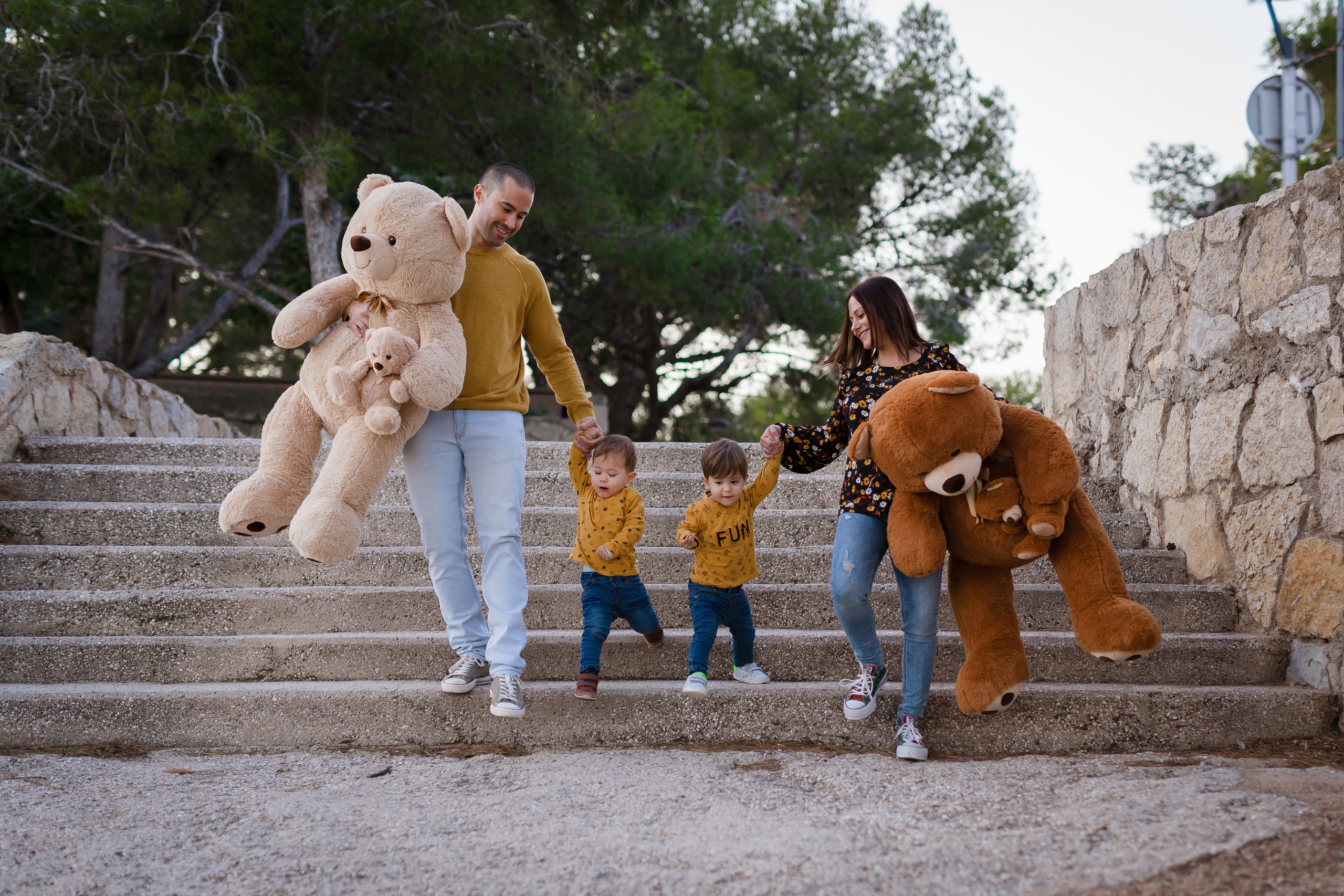 Sesión de fotos familiares en Salou. Fotógrafo en Barcelona  Maslik Yulia