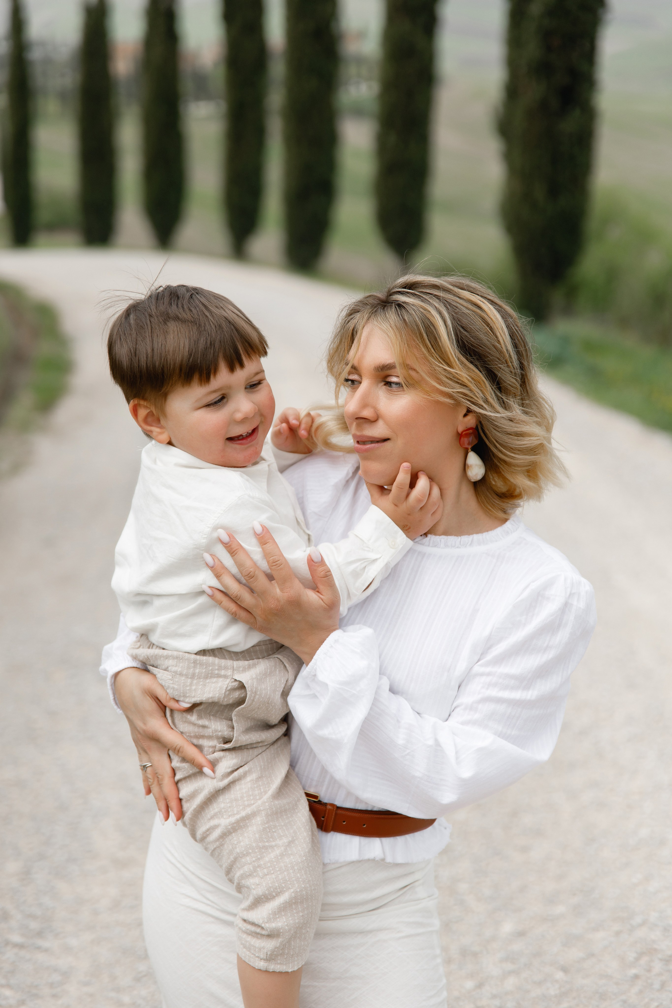 Wedding photographer Italy Rome, Tuscany, Lake Como, Sicily, Puglia. Wedding Photographer Rome Tuscany Como Sicily Puglia Amalfy Italy- Oksana Savenchuk
