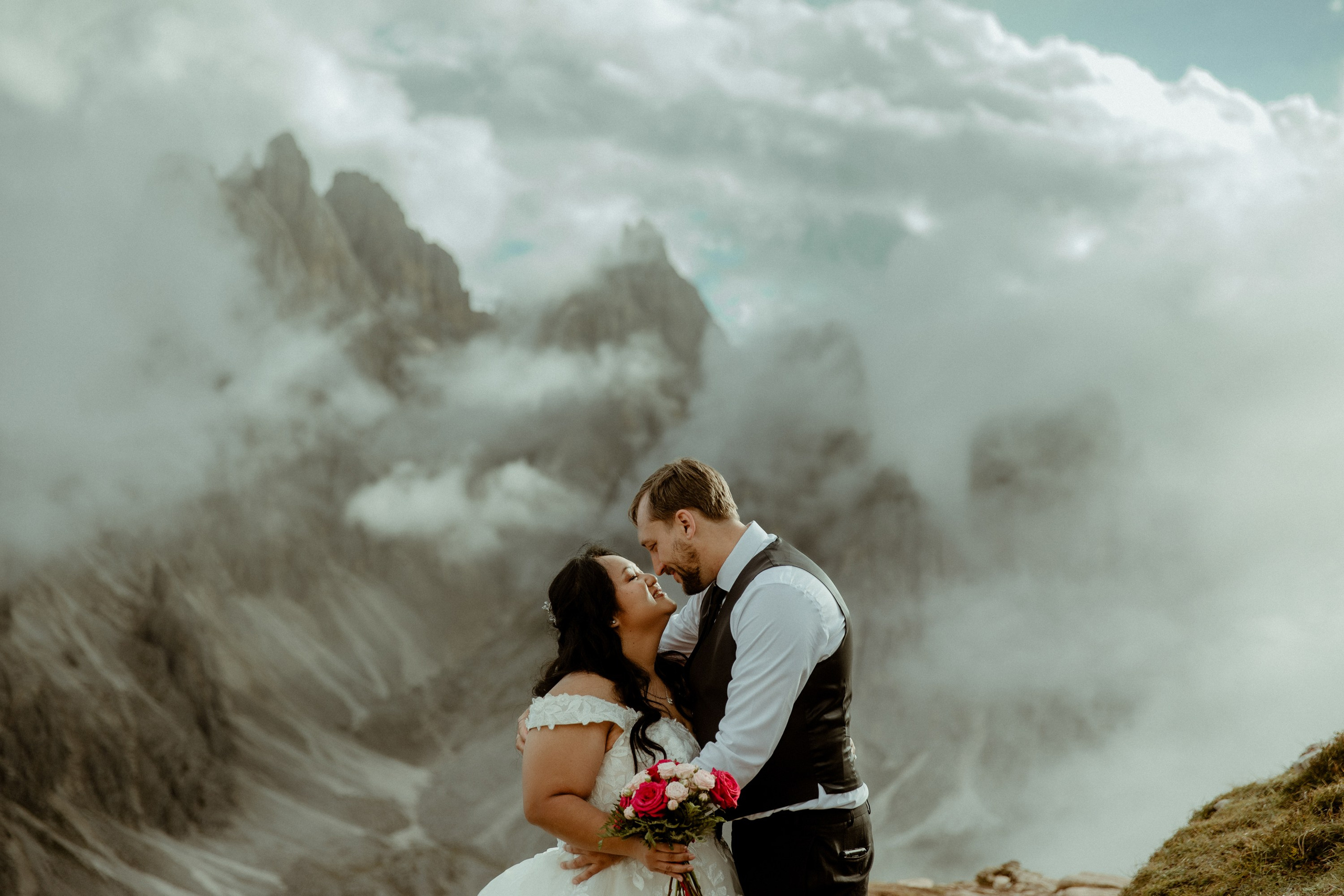 Secret Dolomites elopement at Lago di Braies & Cadini di Misurina | Best place to elope in Italy. Iceland elopement photographer & videographer