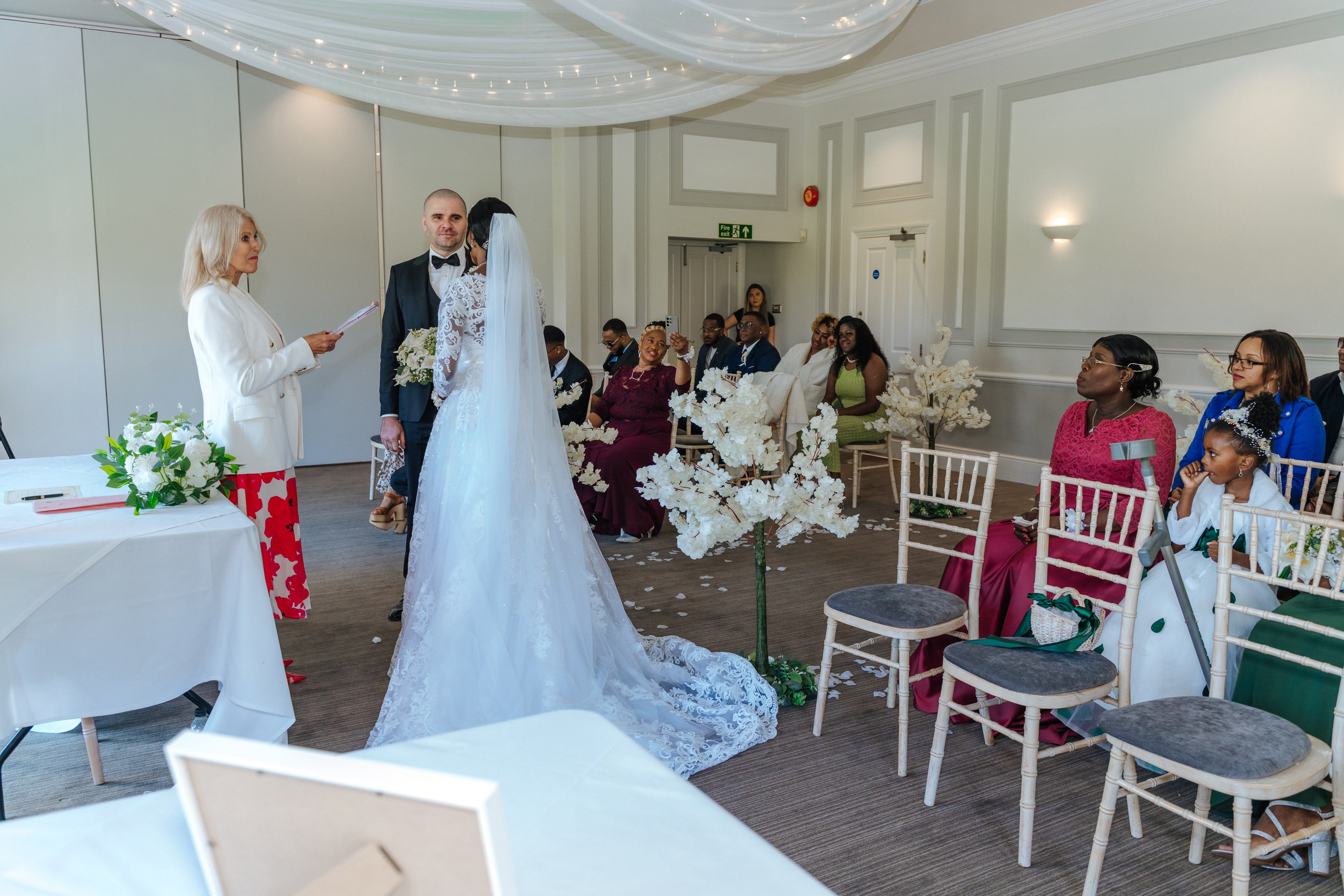 A wedding at Woldingham Golf Club, Woldingham Golf Club wedding, wedding photographer at Woldingham Golf Club