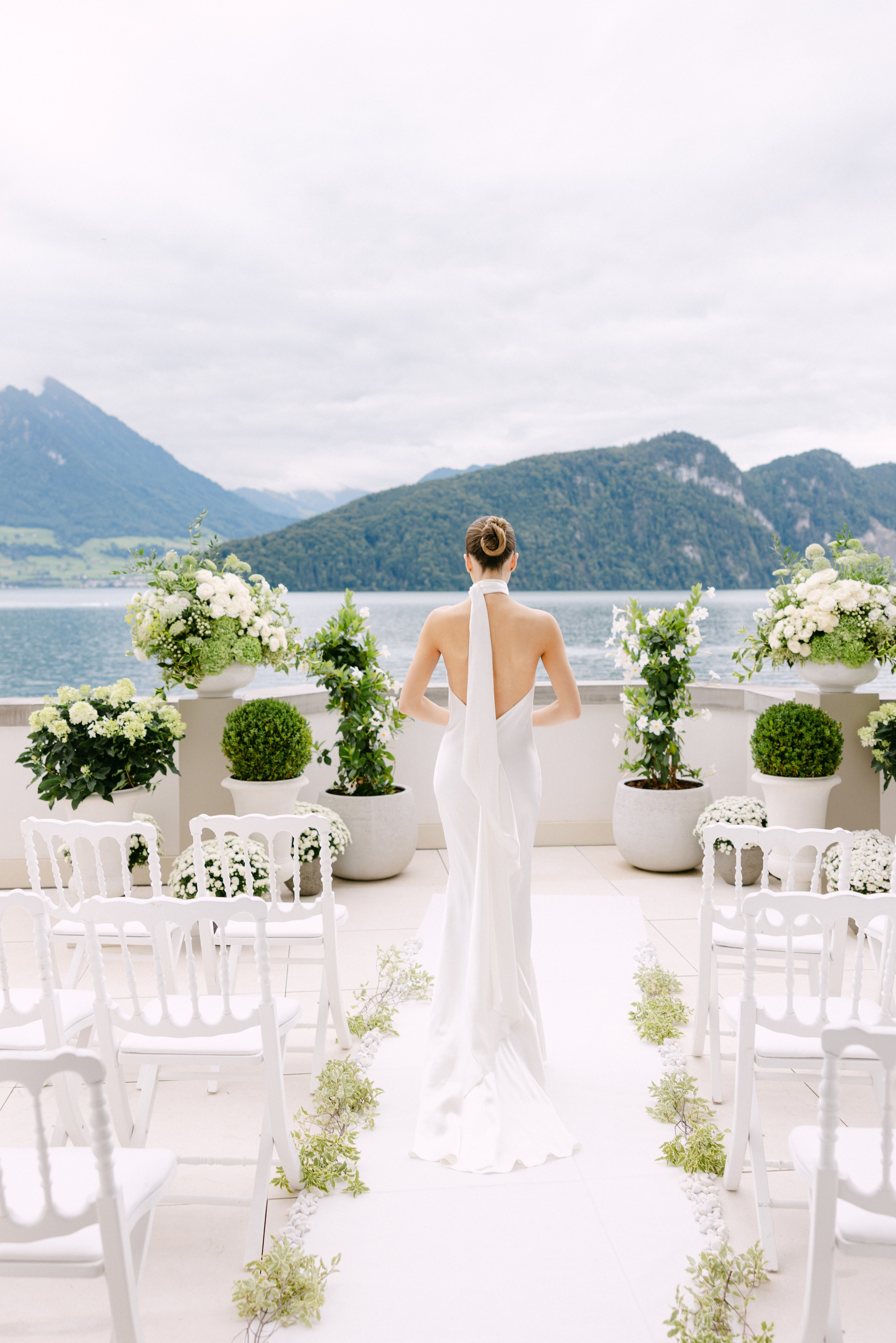 Intimate wedding at Parkhotel Vitznau on Lake Lucerne. Wedding and Family Photographer Switzerland and Italy. Valeria Diaz