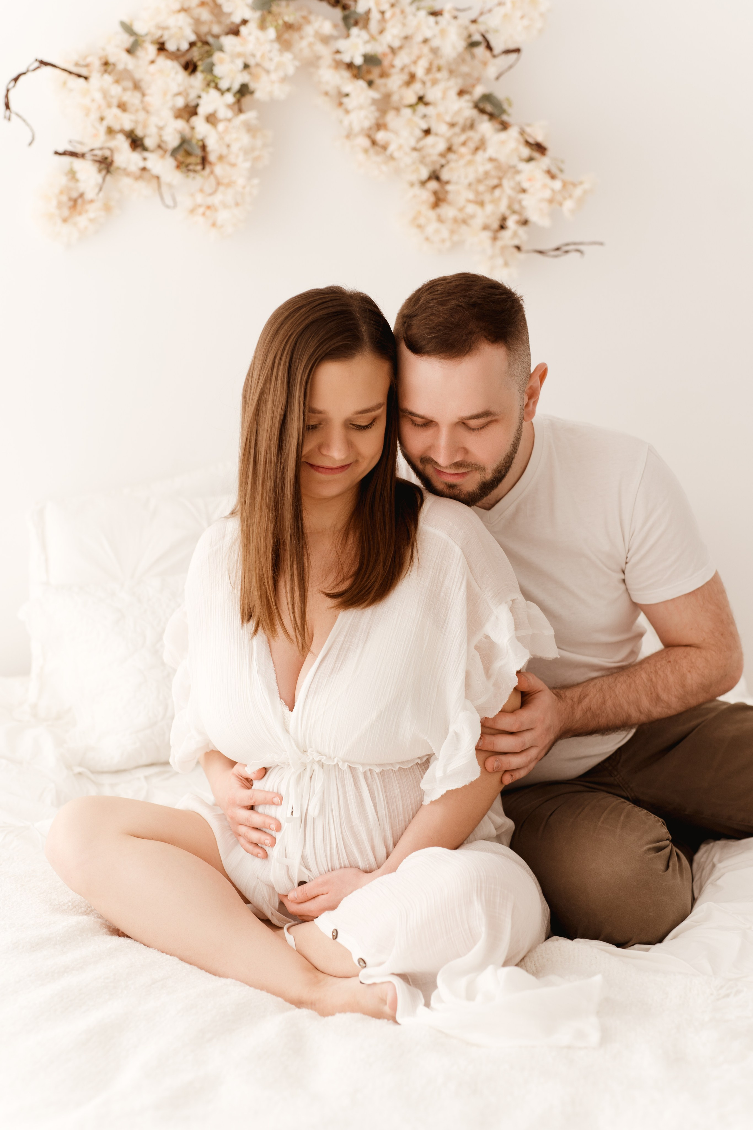 Naturalna sesja ciążowa w wyjątkowym wydaniu. Fotografia ciążowa w Łodzi.