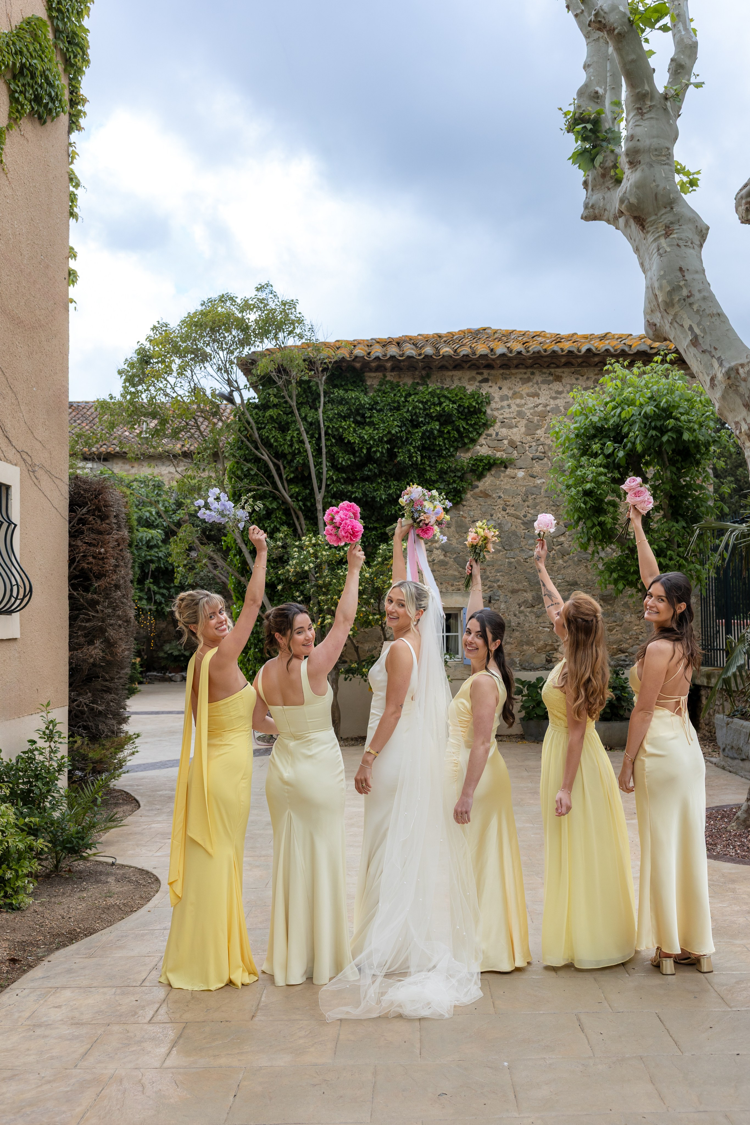 Свадьба в Château Du Puits Es Pratx — яркий день на юге Франции. Евгения Смирнова — фотограф в Тулузе и юго-западной Франции