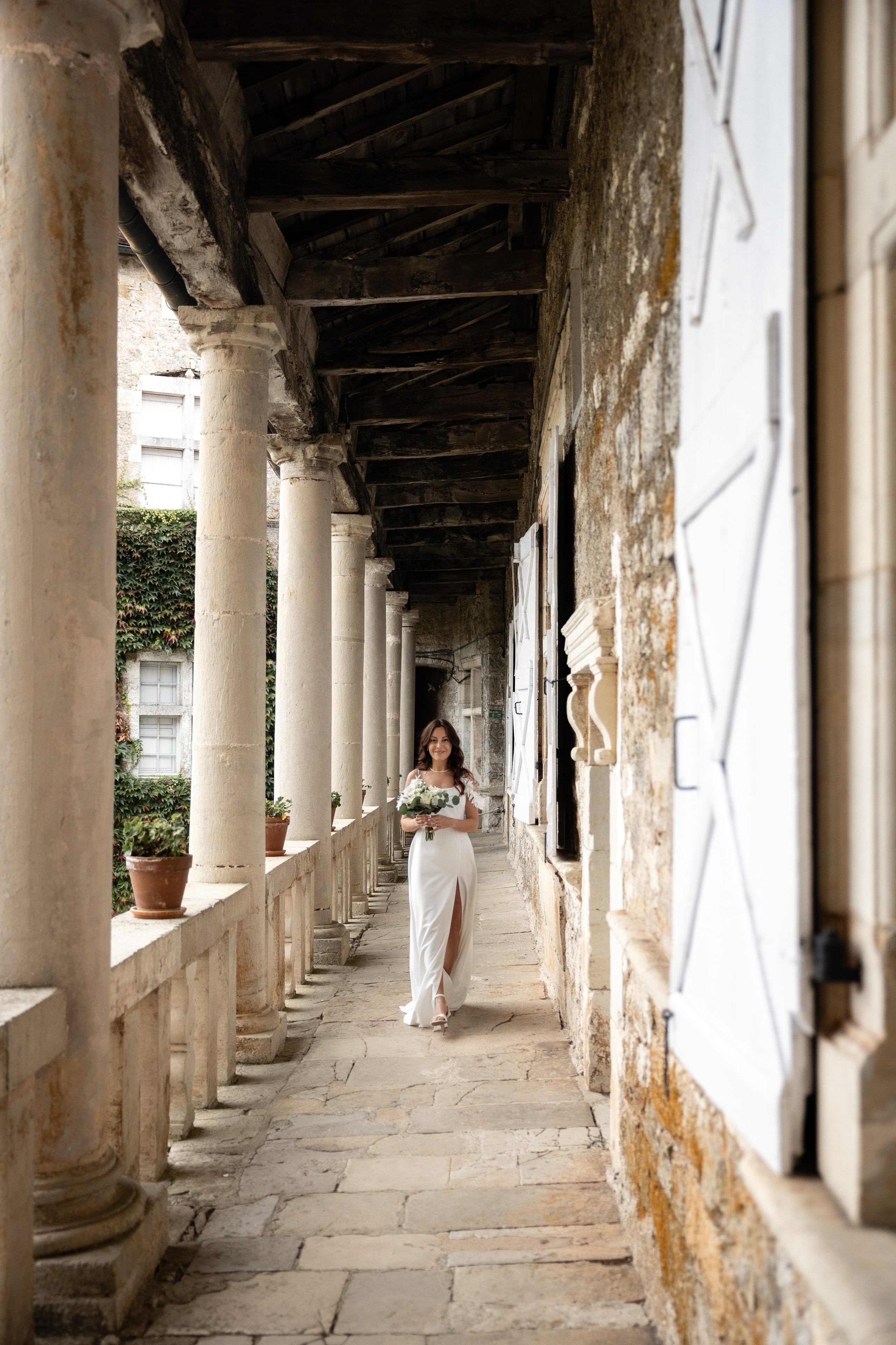 Mariage au château français. Elopement au Château de Cénevières. Eugénie Smirnova — Photographe à Toulouse et dans le Sud-Ouest