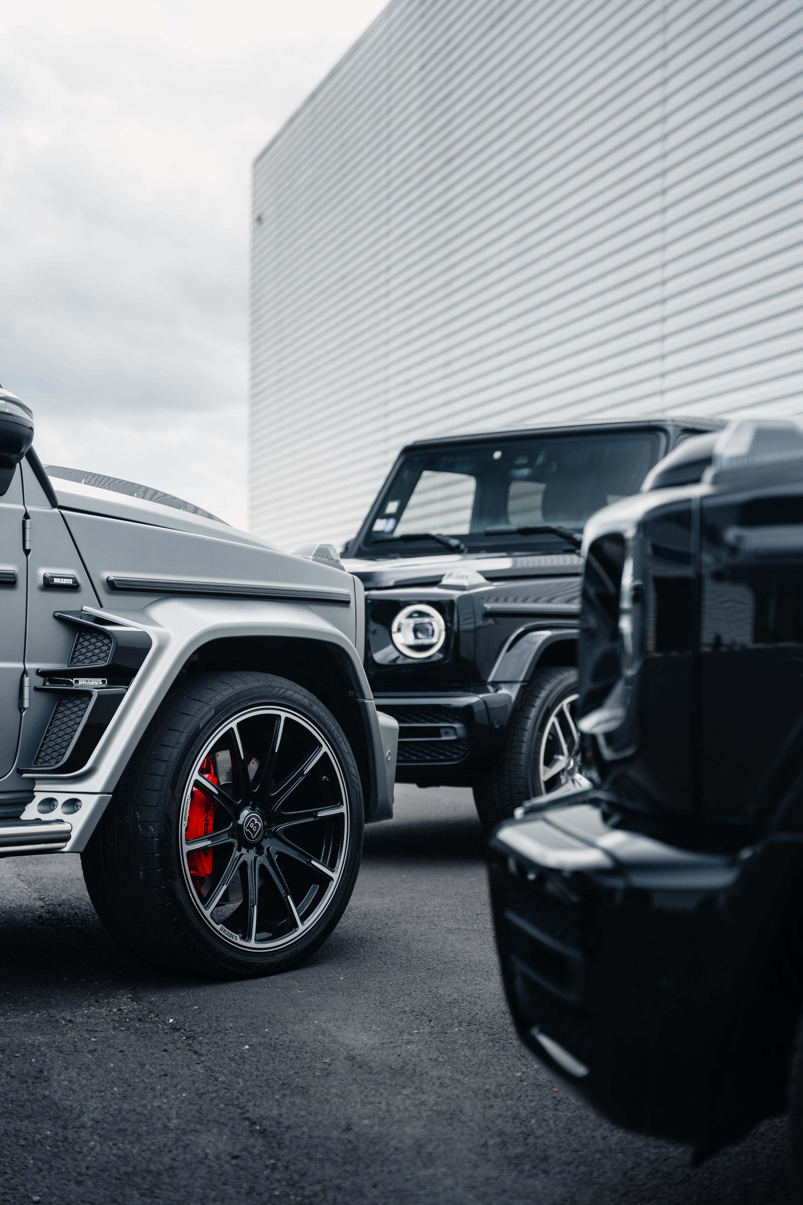 Mercedes G63×3. Photographer in Paris — Vitalii Motruk