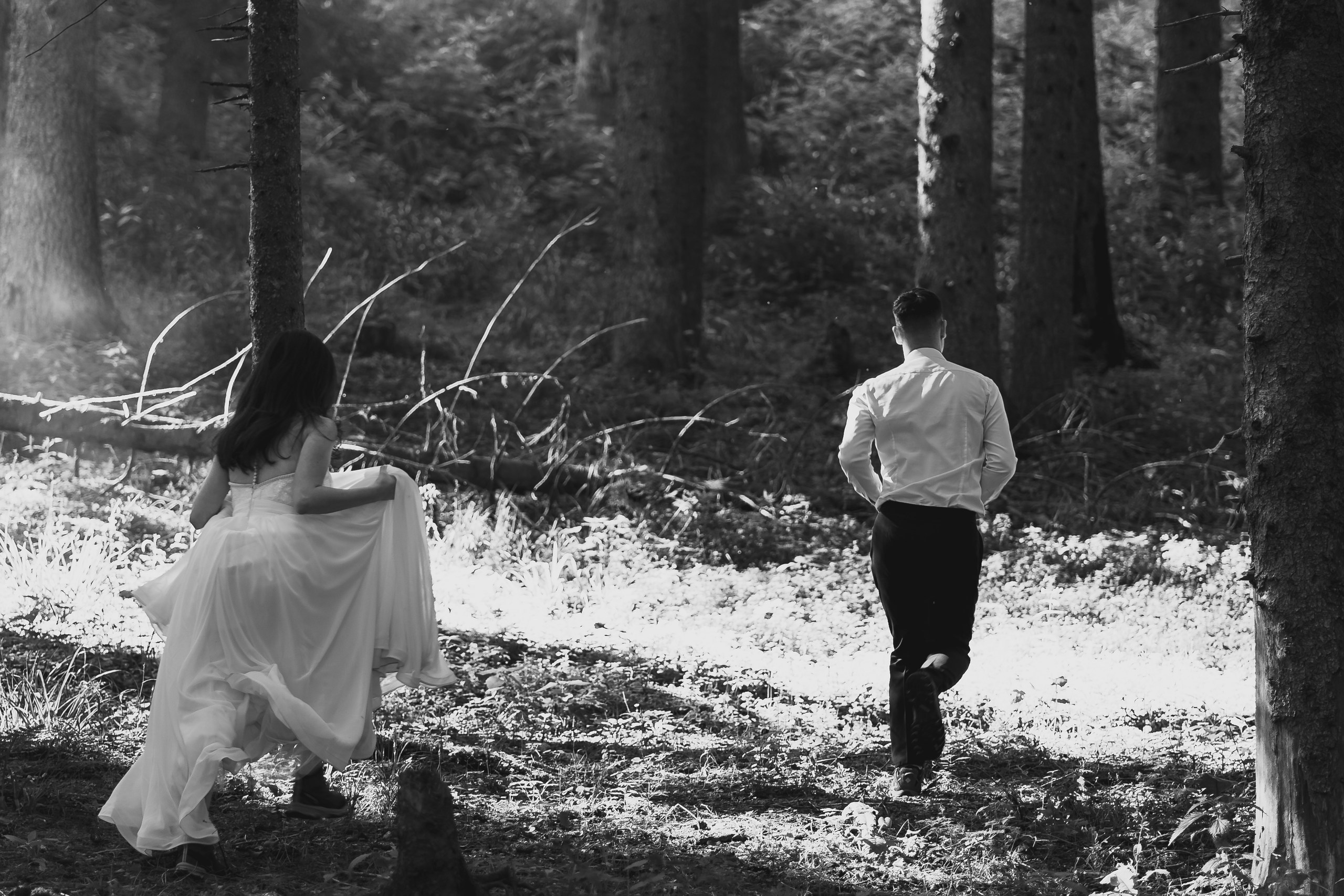 Trash the Dress la Lacul Bolboci  | Mihai Popa Fotograf. Fotograf Nuntă & Botez București - Mihai Popa | Dincolo de oameni, imortalizez emoții!