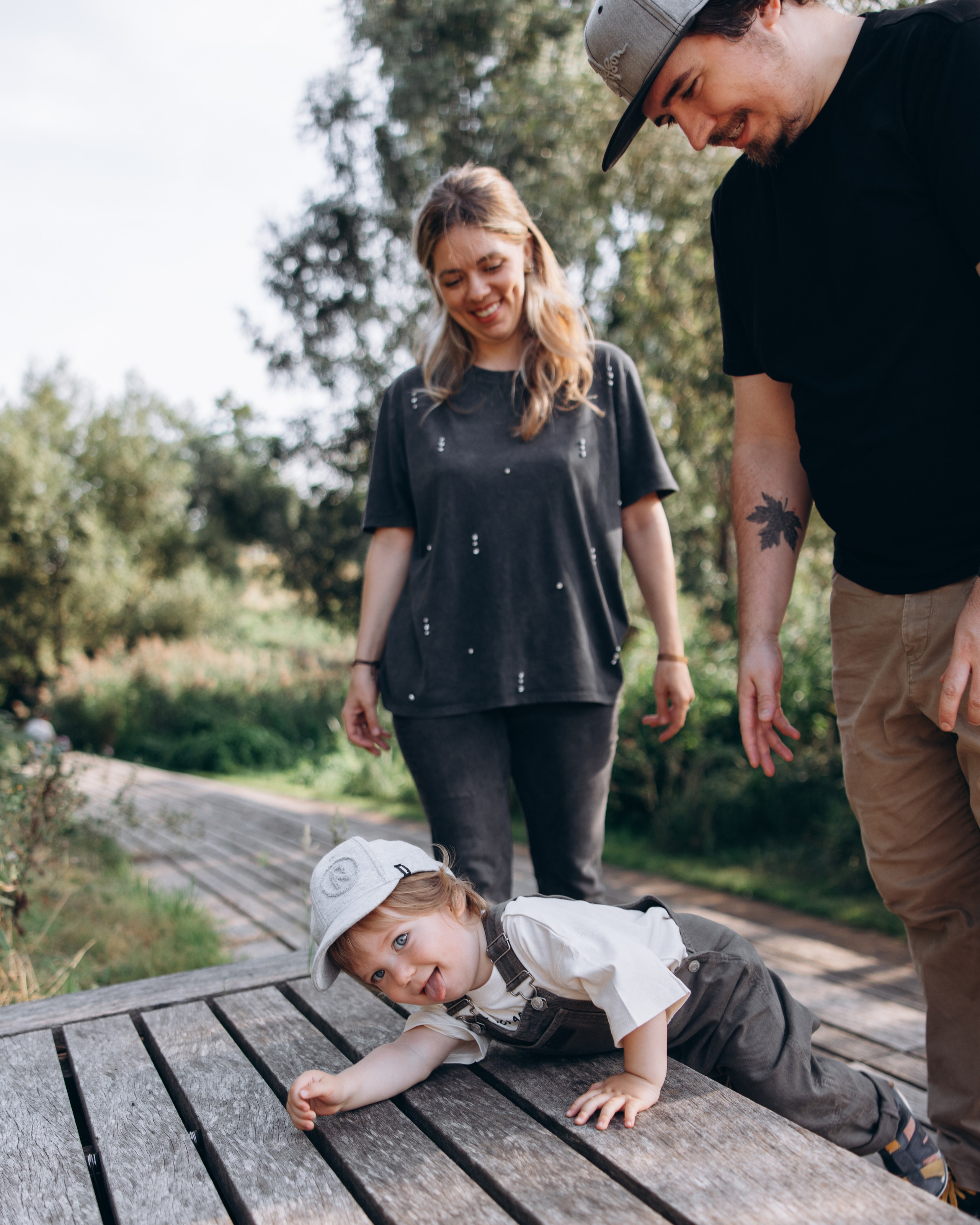 Maksim with parents (Queen Elizabeth Olympic park). Anastasia Klink, Photographer in London