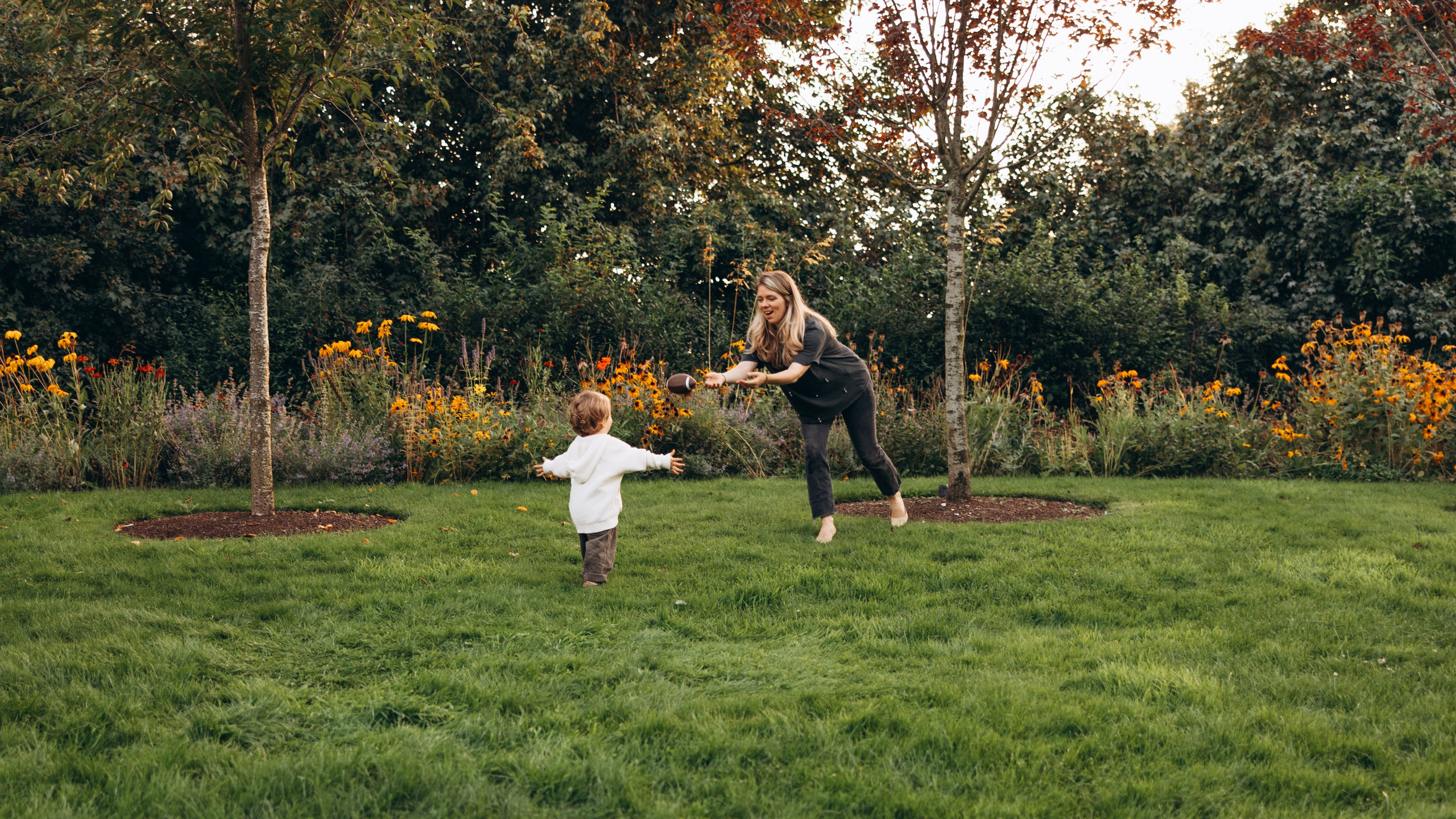 Maksim with parents (Queen Elizabeth Olympic park). Anastasia Klink, Photographer in London
