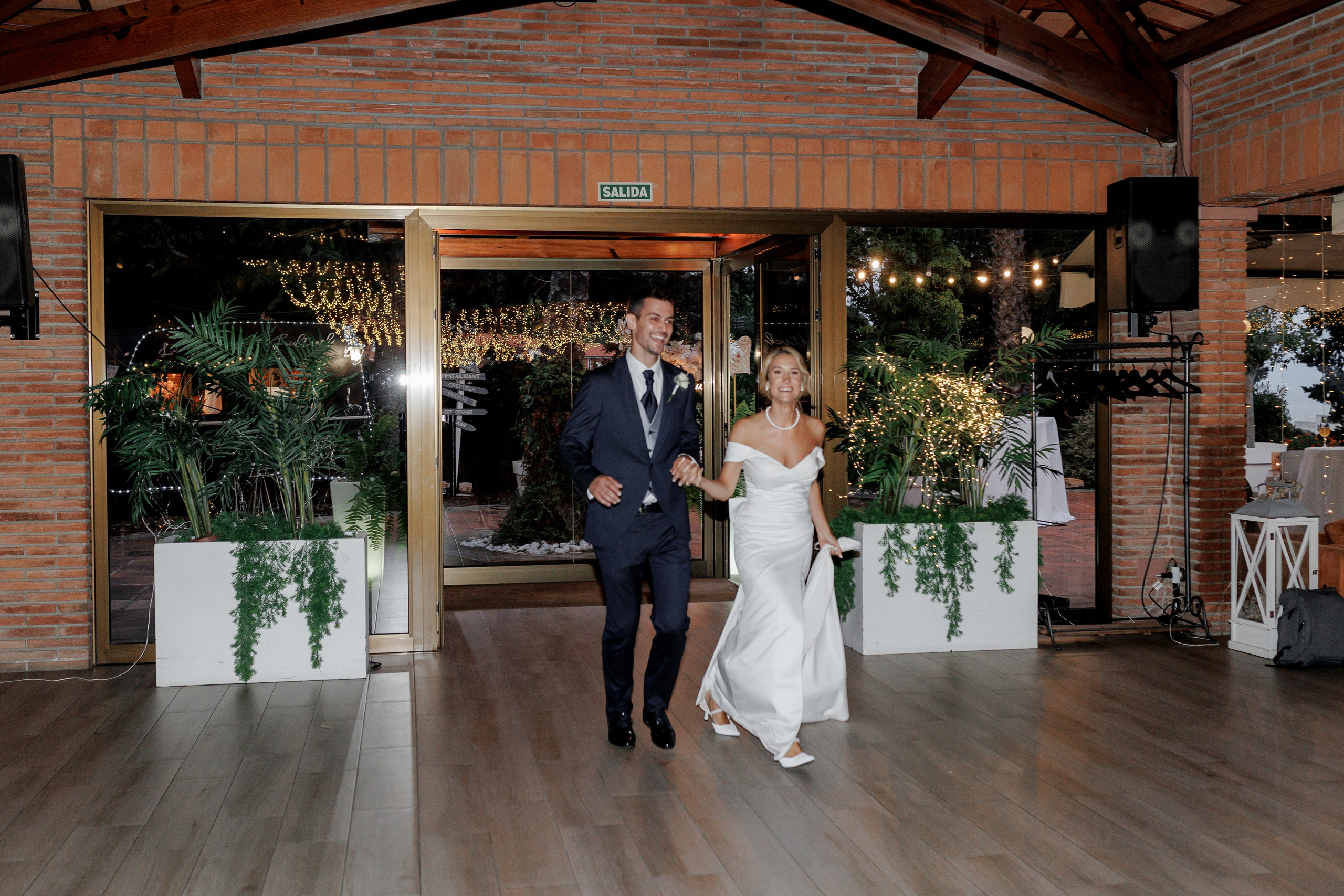 Wedding at Can Marial. Wedding Photographer in Barcelona Lana Alekhina