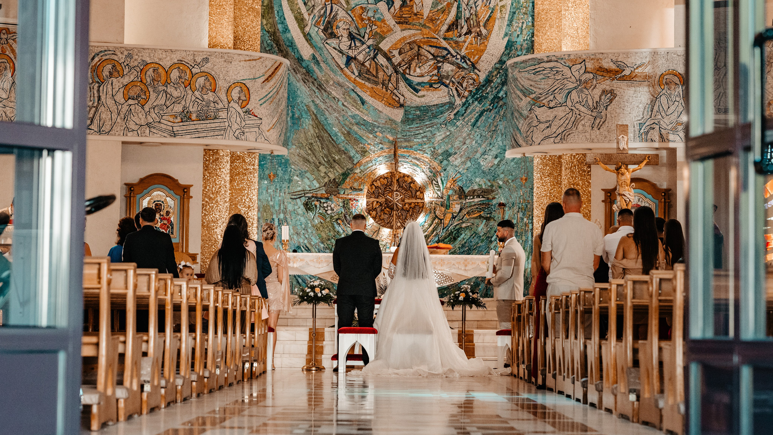 🤎 M a r i n a & A l i n - Wedding Day Preview. Wedding & Family Photographer