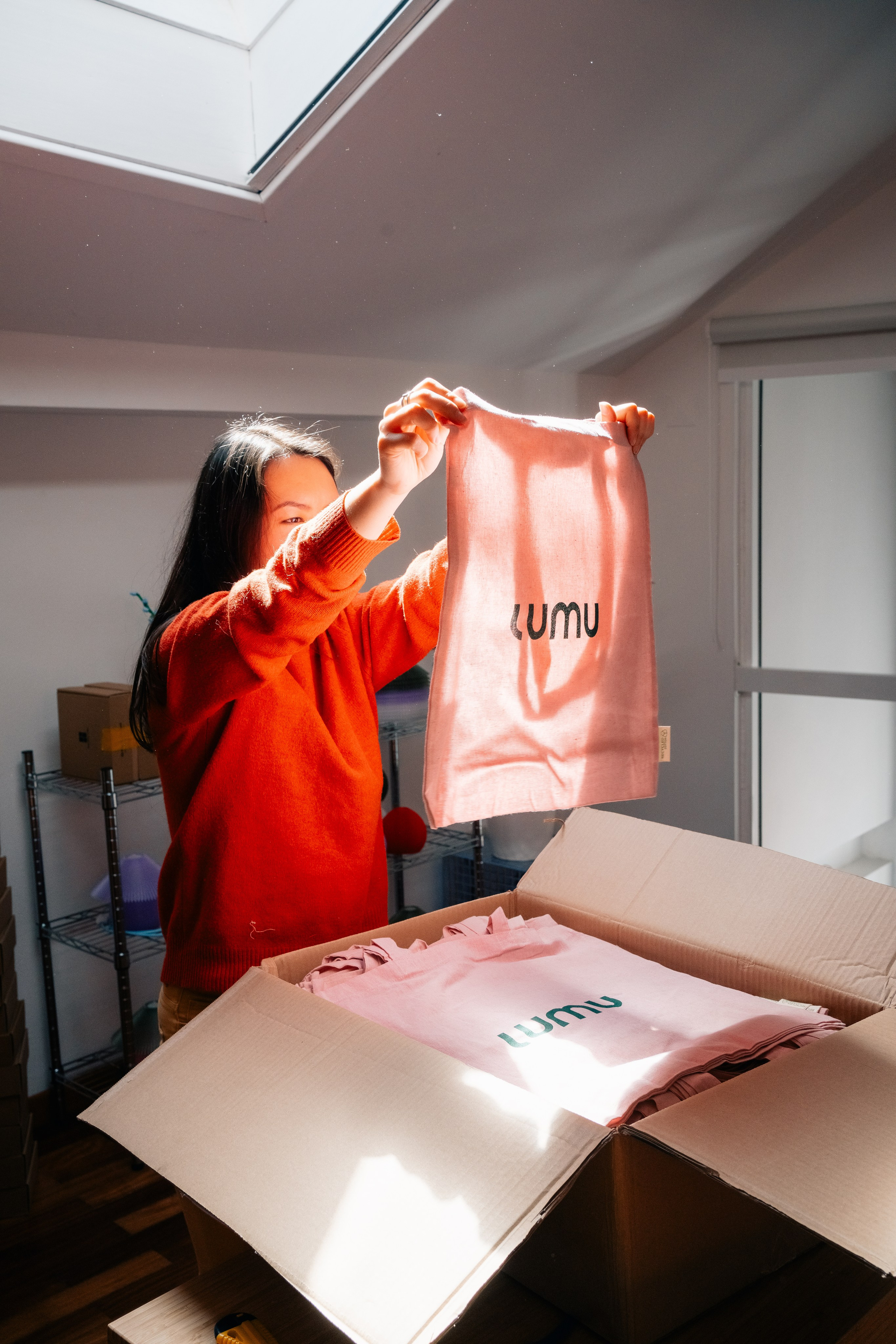 Lumu. Maria Sher. Professional photographer from Porto, Portugal