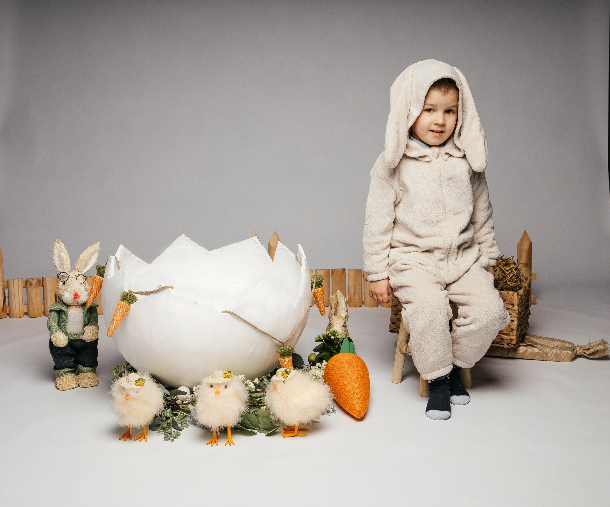 Easter Photoshoot. Https://valphoto.wfolio.pro/