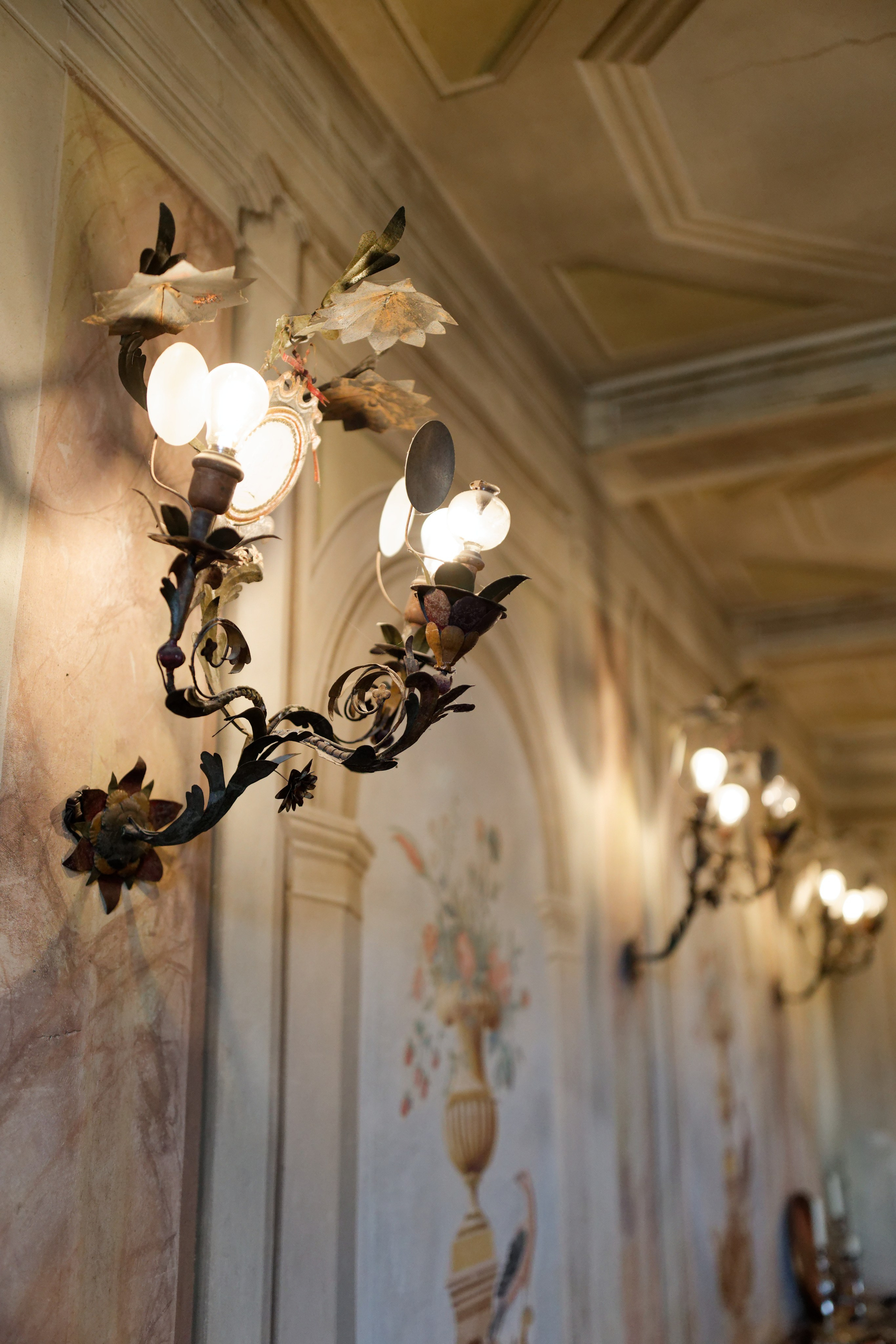 Wedding editorial at Villa di Geggiano, Tuscany, Italy