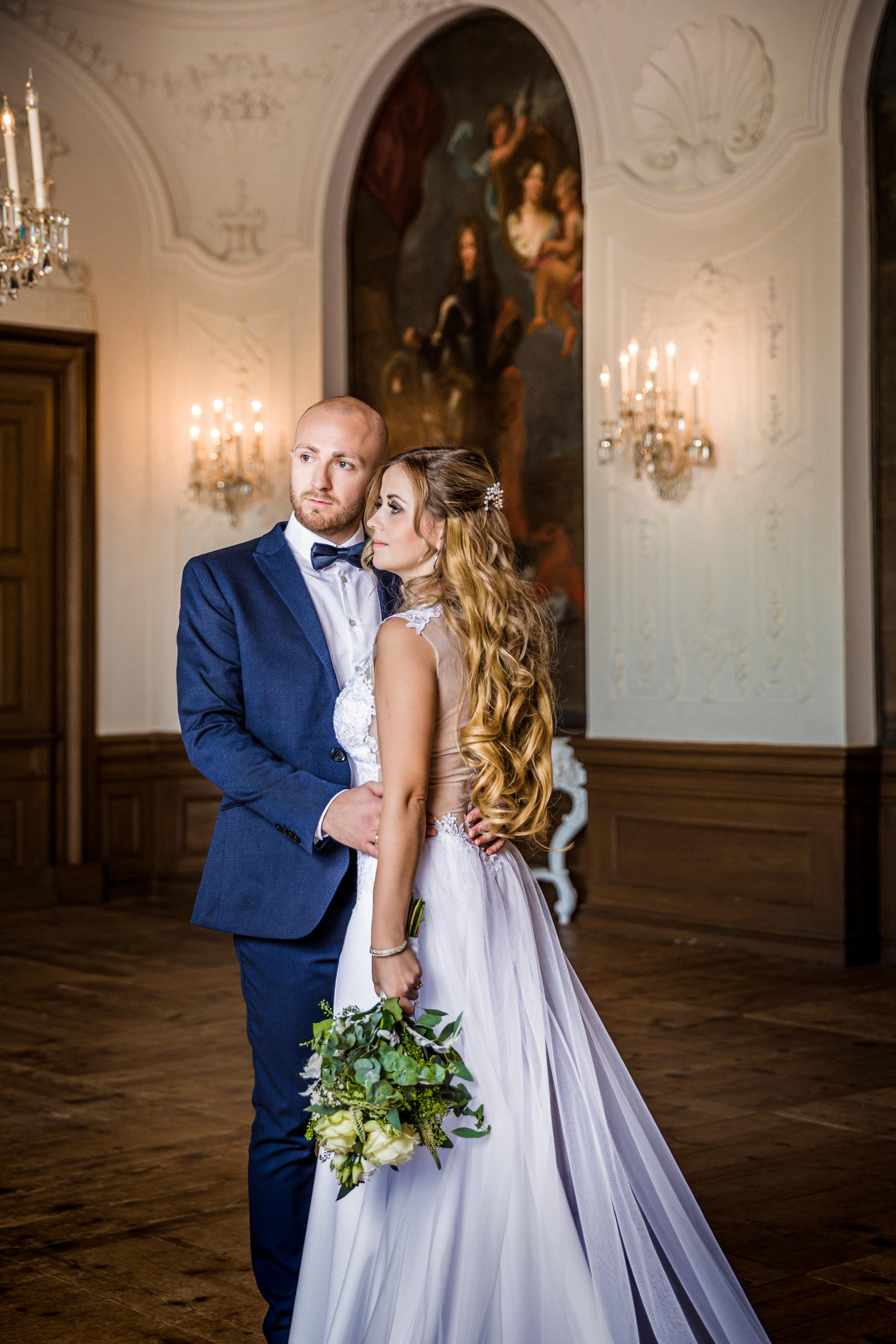 Hochzeitsfotograf Bielefeld/Schloss: Moderne, strahlende Bilder Ihrer Taumhochzeit. Hochzeitfotograf in Bielefeld