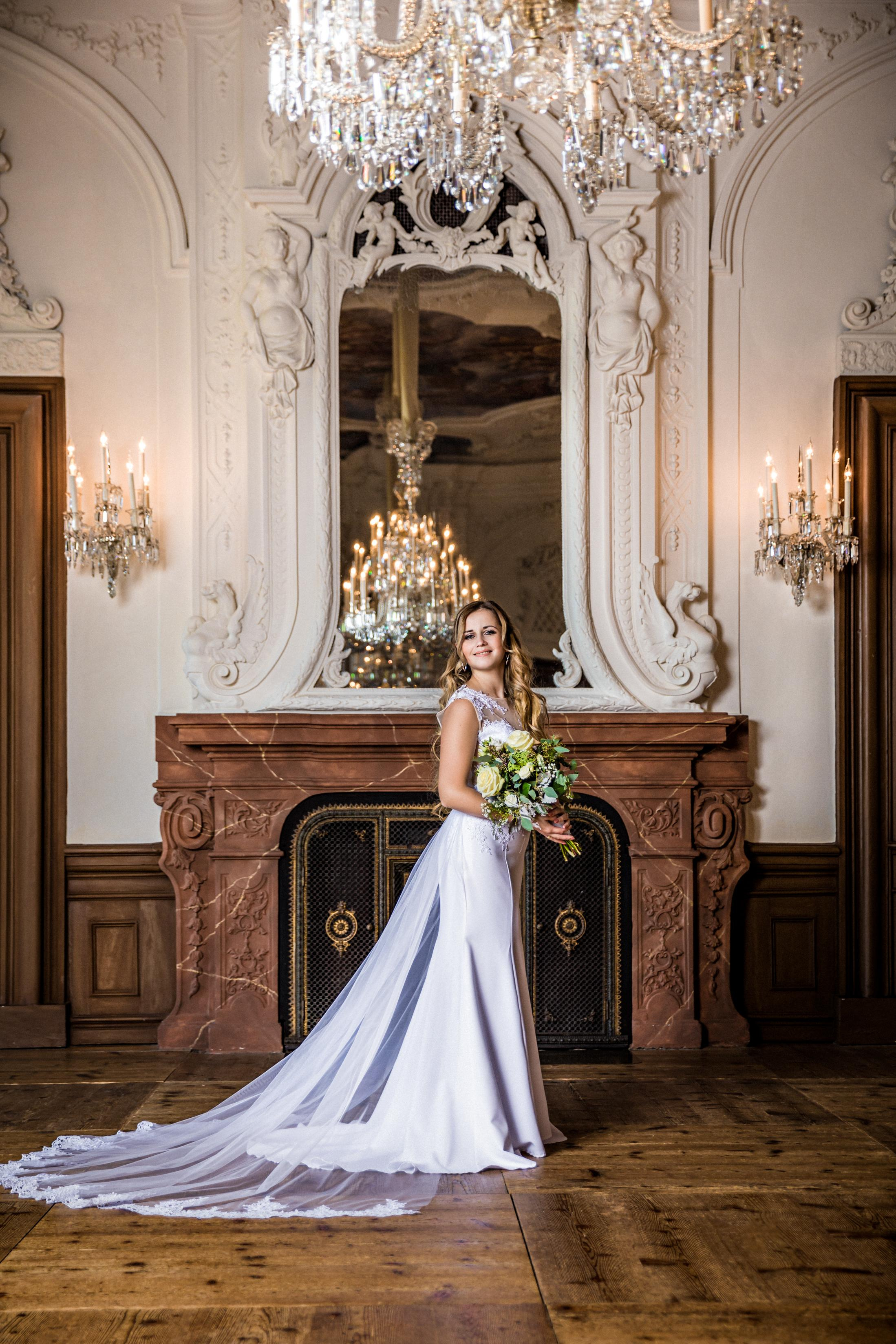 Hochzeitsfotograf Bielefeld/Schloss: Moderne, strahlende Bilder Ihrer Taumhochzeit. Hochzeitfotograf in Bielefeld