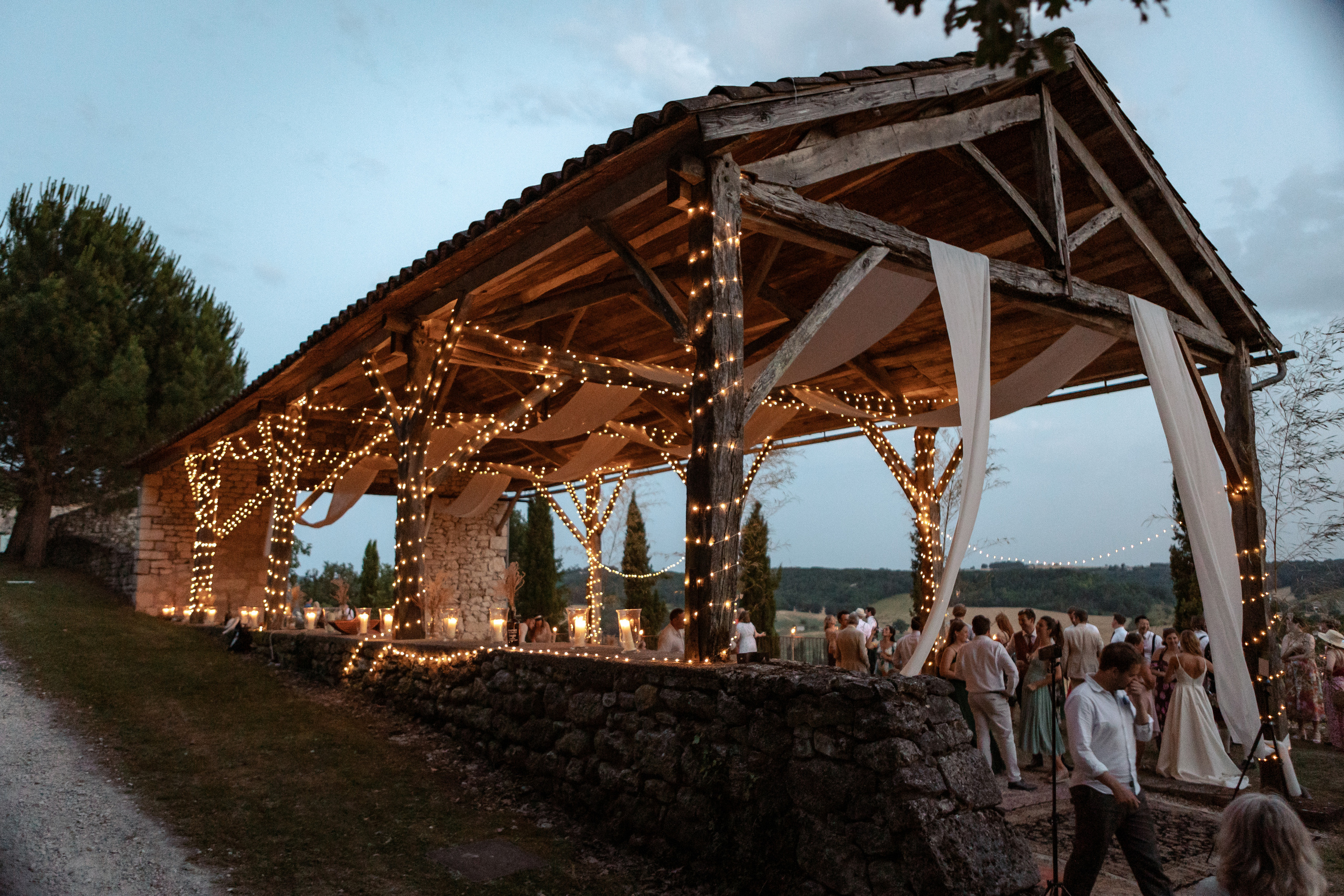 Mariage anglo-écossais à Souquet Hall, Aquitaine, France. Eugénie Smirnova — Photographe à Toulouse et dans le Sud-Ouest