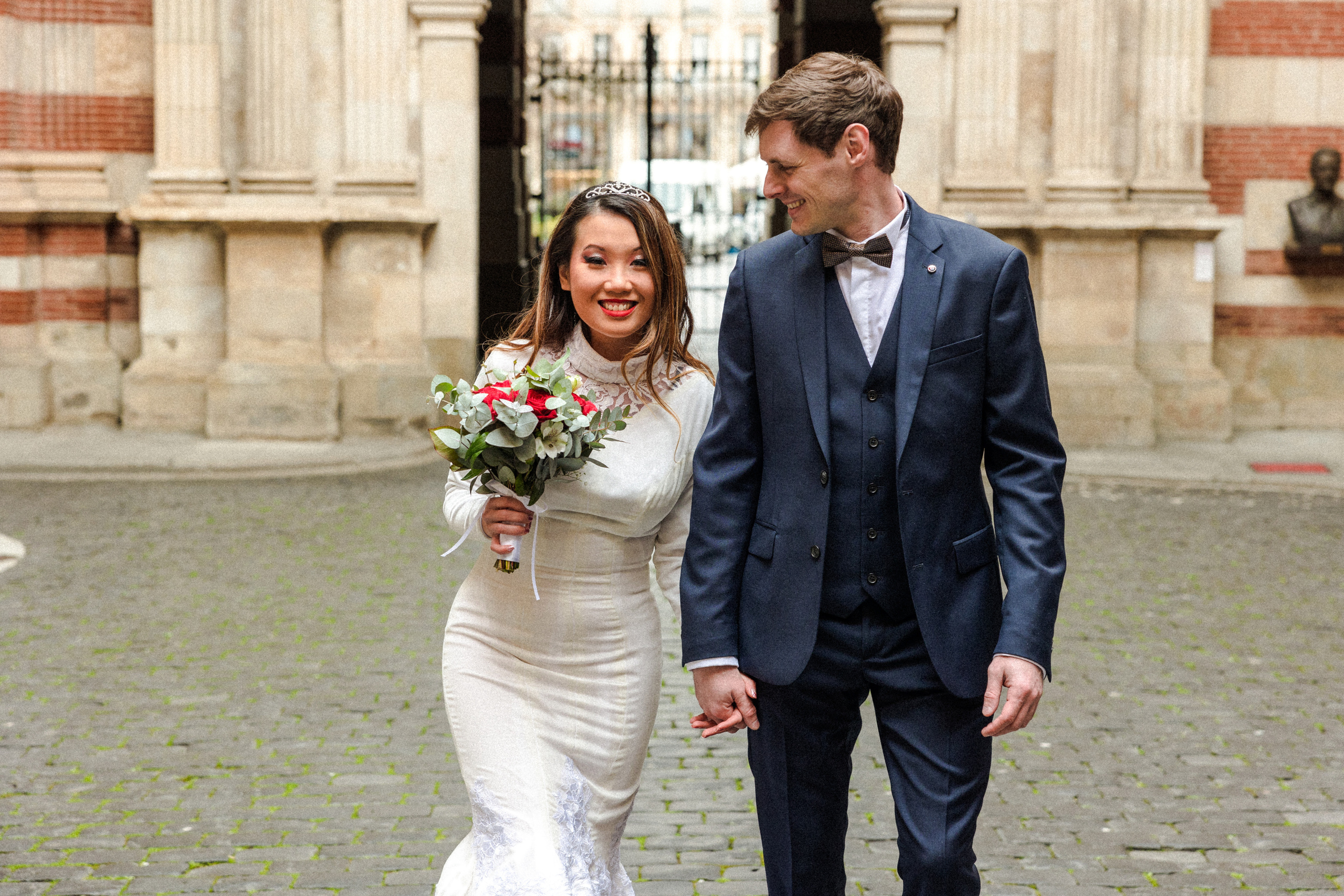 Toulouse intimate wedding photoshoot for Arnaud & Daniel. Eugenie Smirnova — wedding, corporate and lifestyle photographer in Toulouse and Southwest France