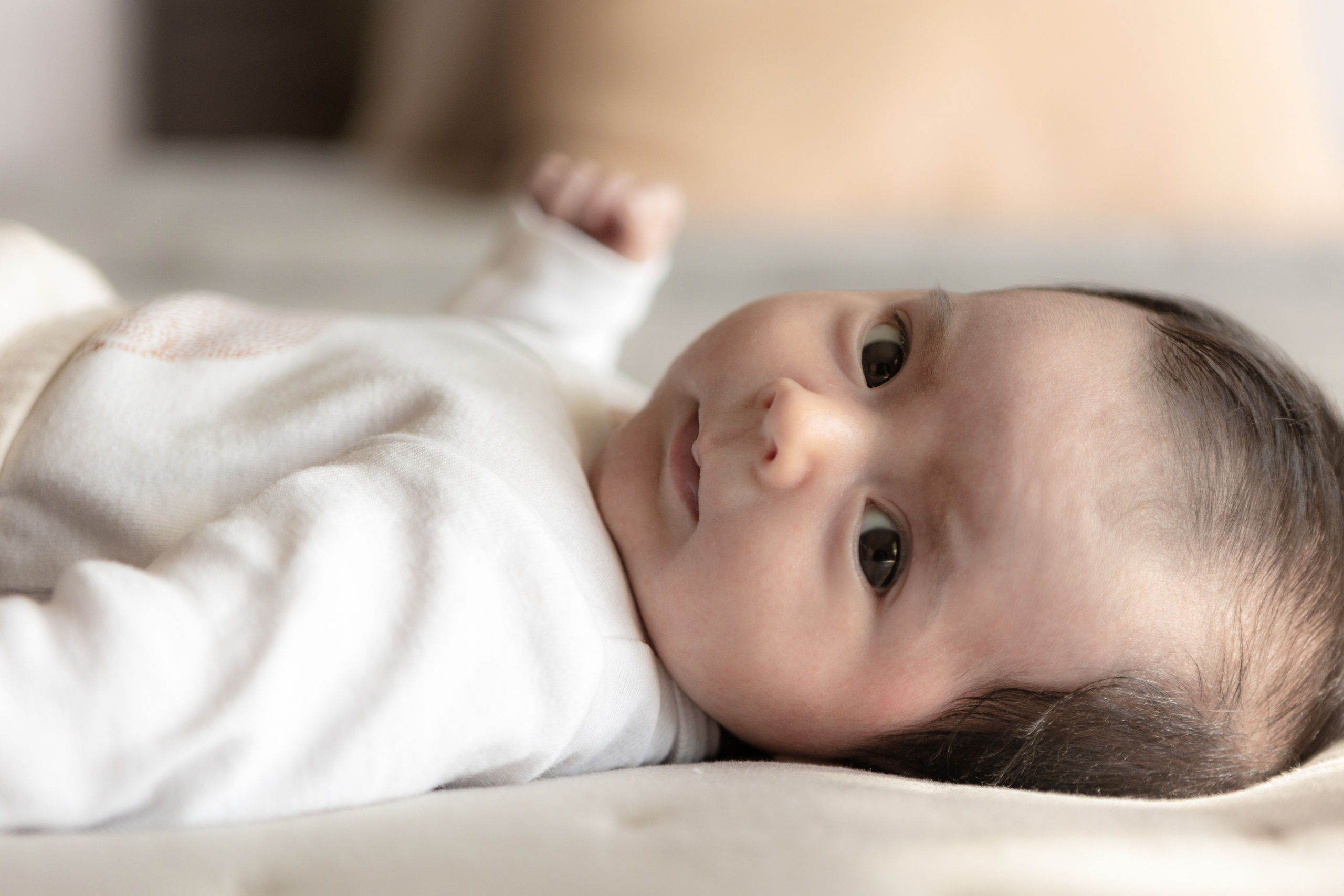 Maternity and newborn photo sessions. Eugenie Smirnova — wedding, corporate and lifestyle photographer in Toulouse and Southwest France