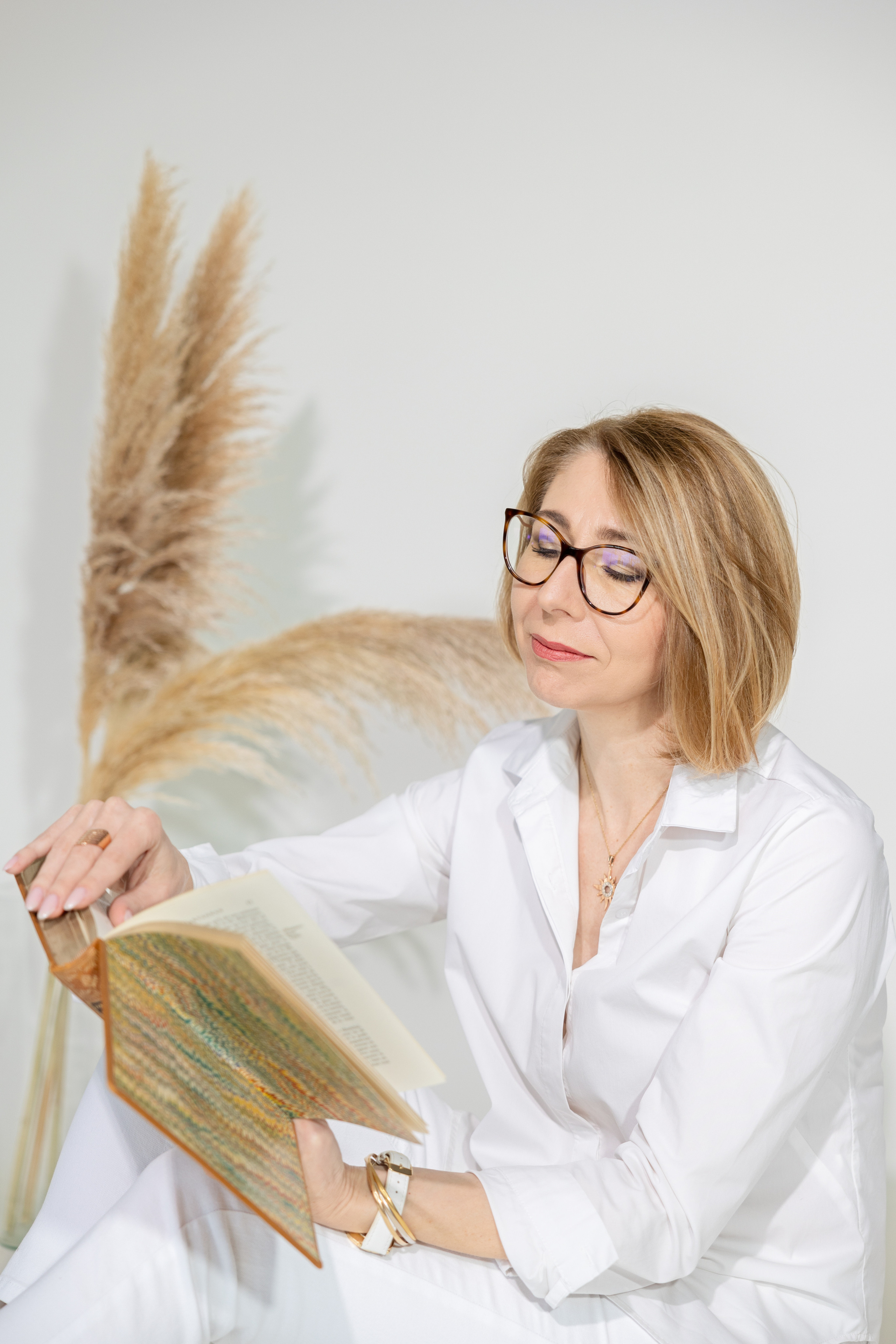 Personal branding photo session for sommelier Inessa. Евгения Смирнова — фотограф в Тулузе и юго-западной Франции