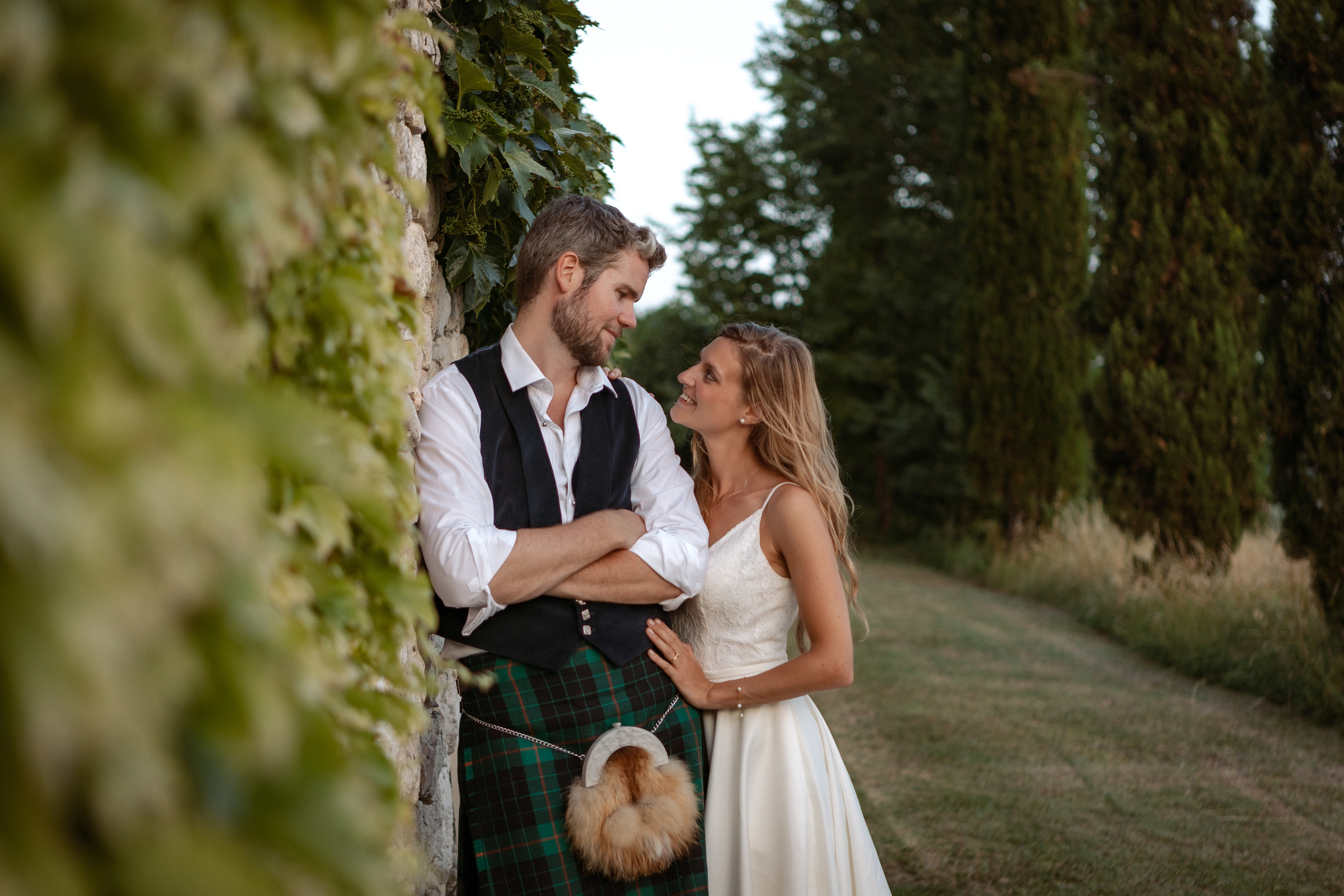 Mariage anglo-écossais à Souquet Hall, Aquitaine, France. Eugénie Smirnova — Photographe à Toulouse et dans le Sud-Ouest