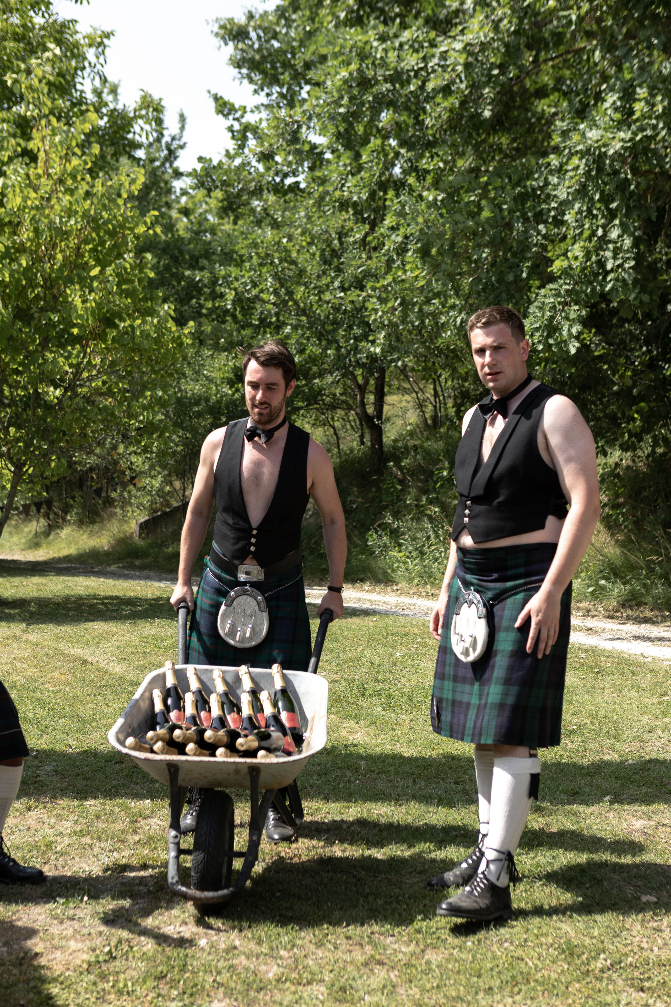 Mariage anglo-écossais à Souquet Hall, Aquitaine, France. Eugénie Smirnova — Photographe à Toulouse et dans le Sud-Ouest