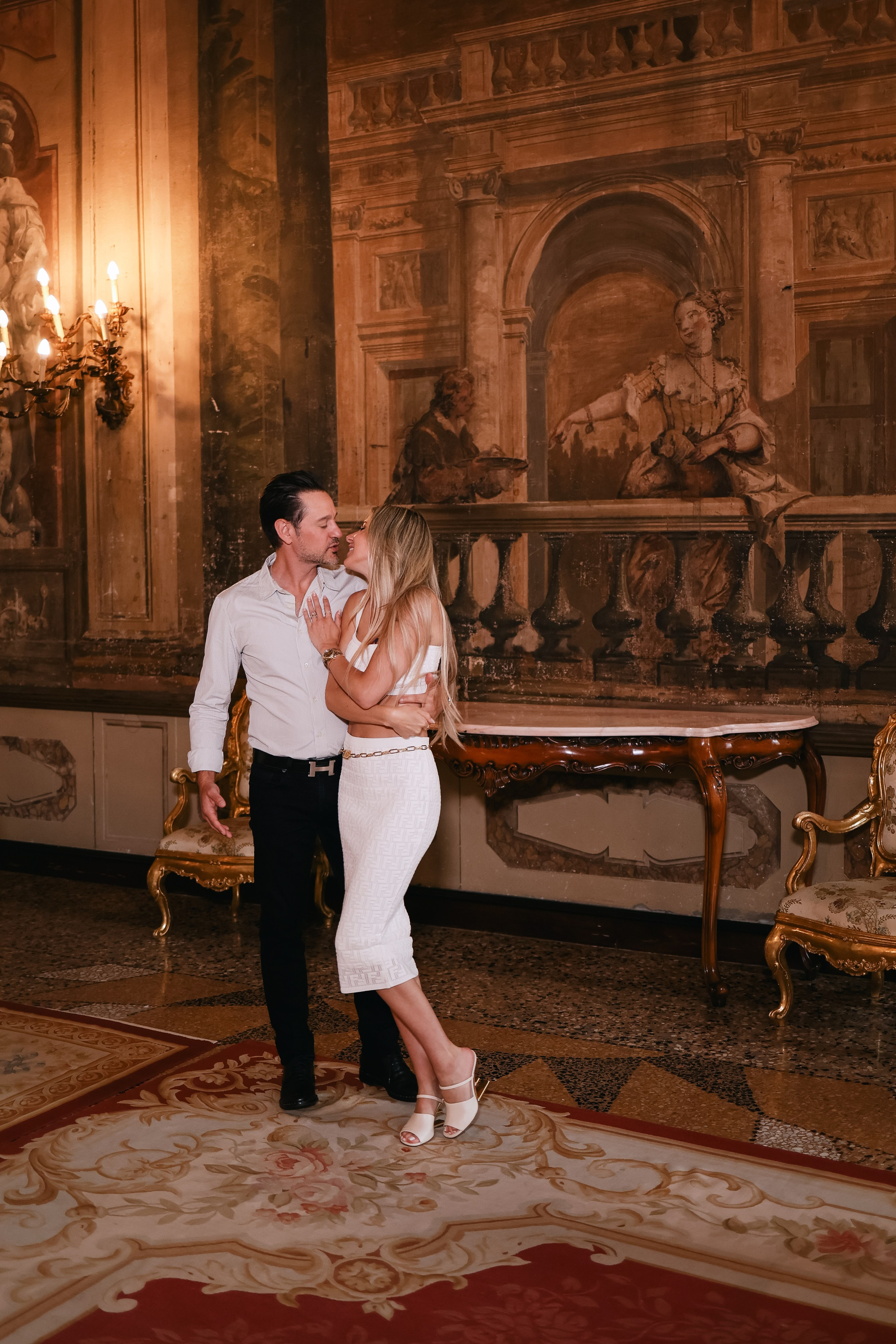 luxury couple photoshoot Venice