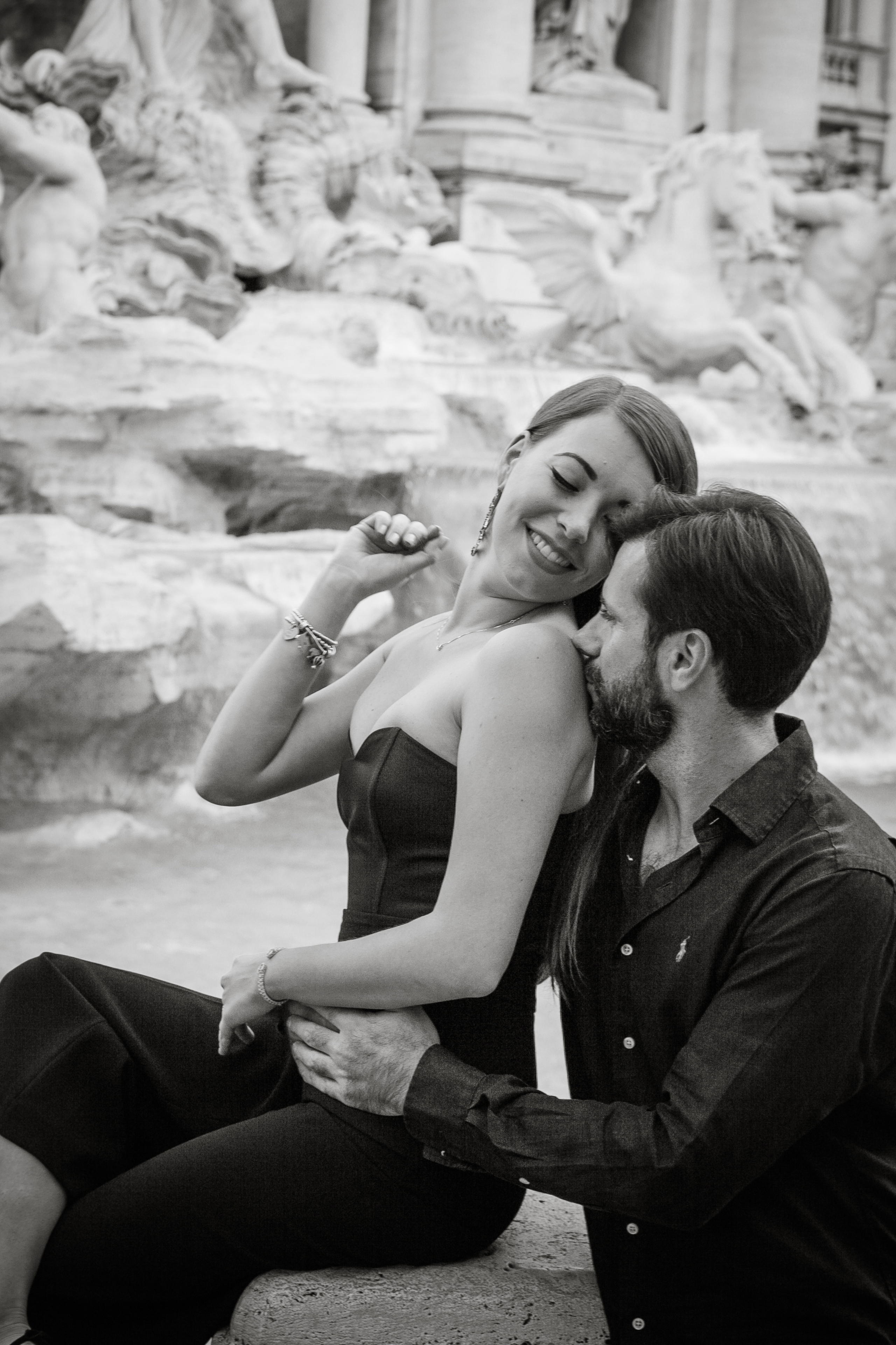 Irina and Francesco. Professional photographer based in Rome