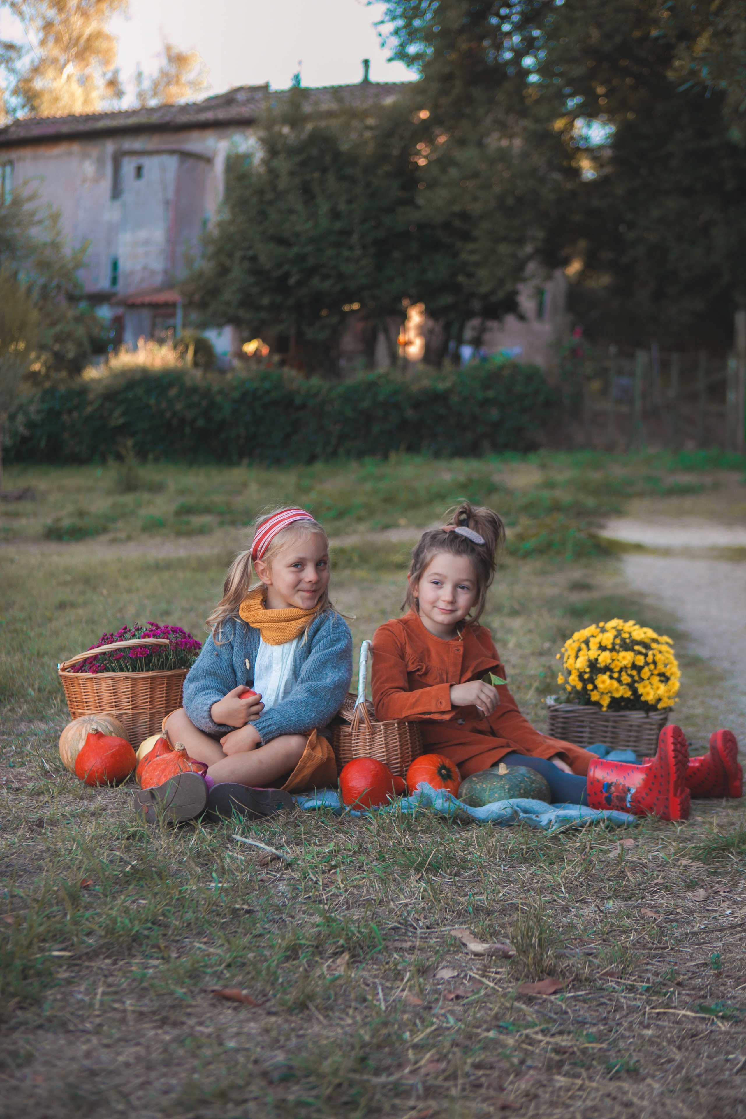 Autumn photoshooting. Professional photographer based in Rome