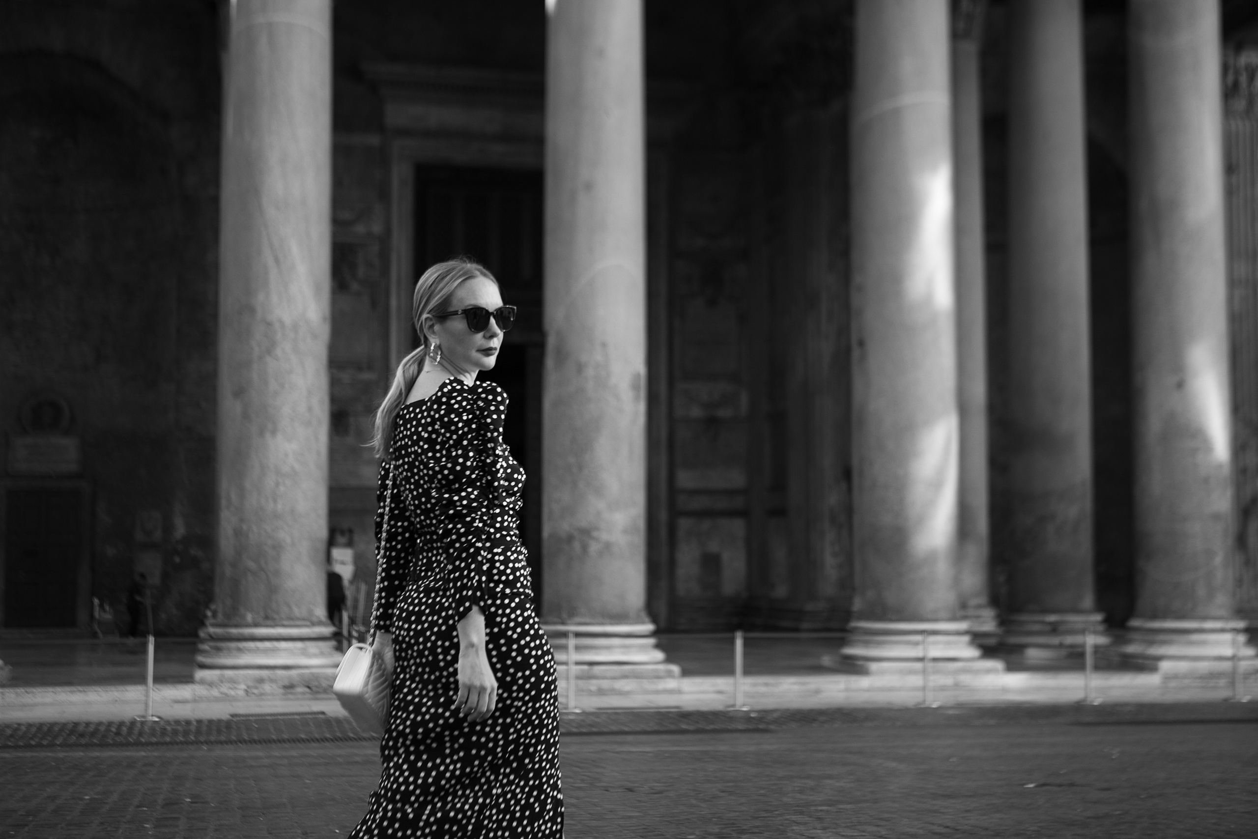 Maria. Professional photographer based in Rome