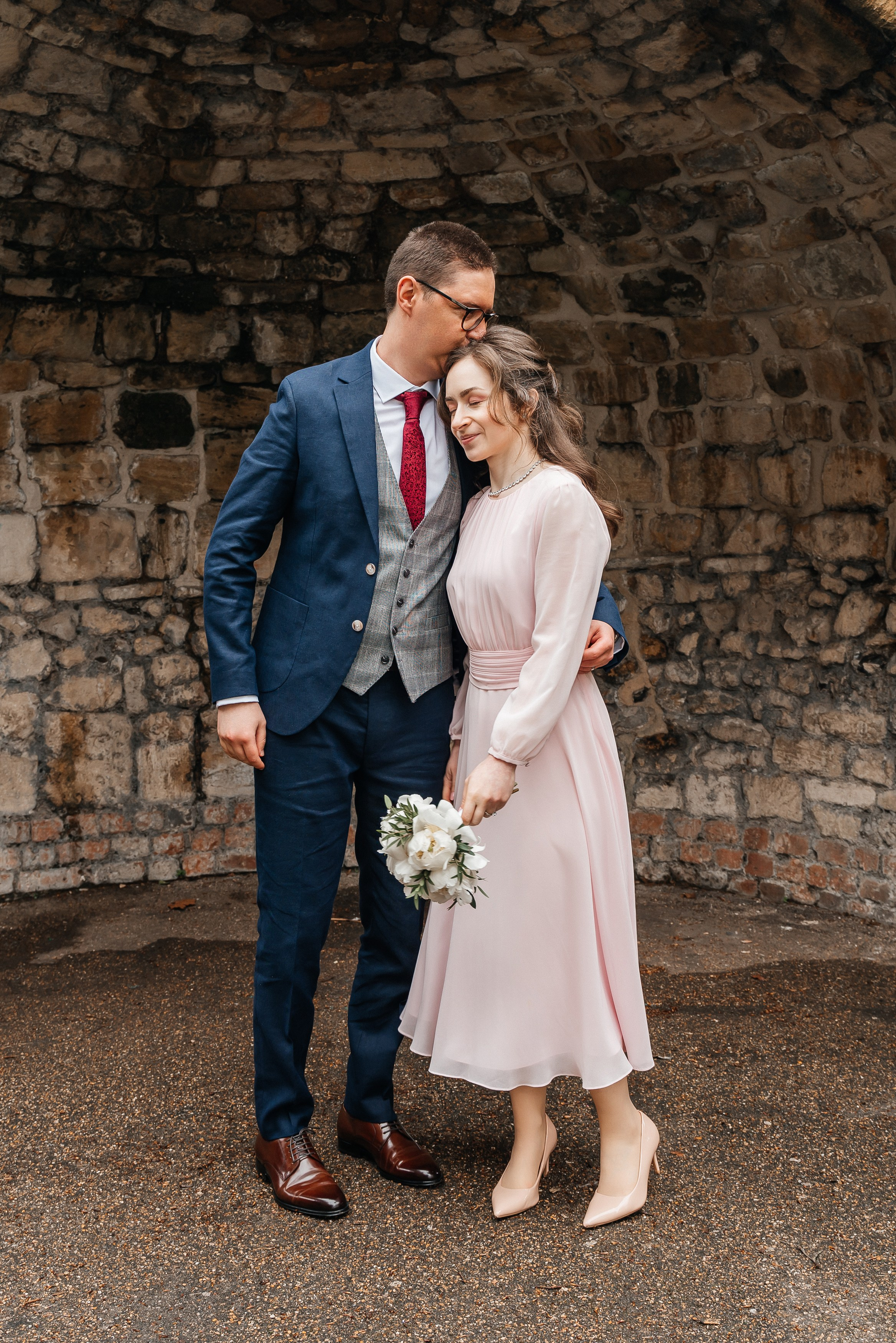 Reading Town Hall, Reading Town Hall civil ceremony, small wedding at Reading Town Hall, wedding at Reading, wedding at Reading, civil ceremony at Reading, small civil ceremony Reading Town Hall, wedding photography at Forbury Gardens, wedding photos at Forbury Gardens