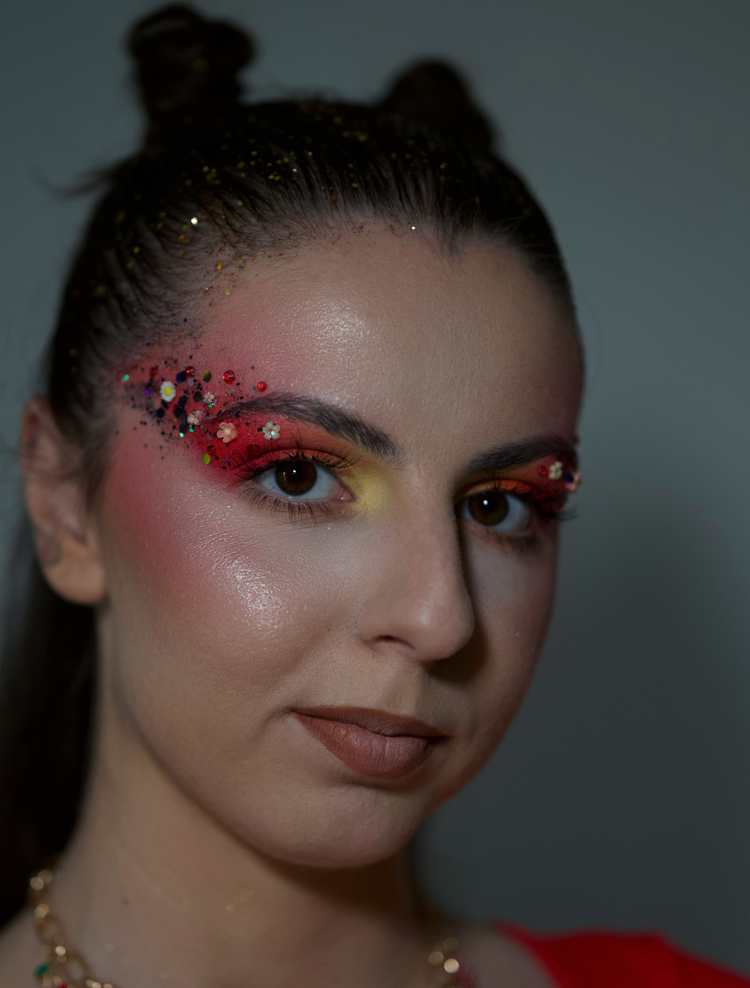 Makeup profesional Cluj-Napoca. Makeup artist, artist sprancene si laminare in Cluj-Napoca | Anca Vasilie