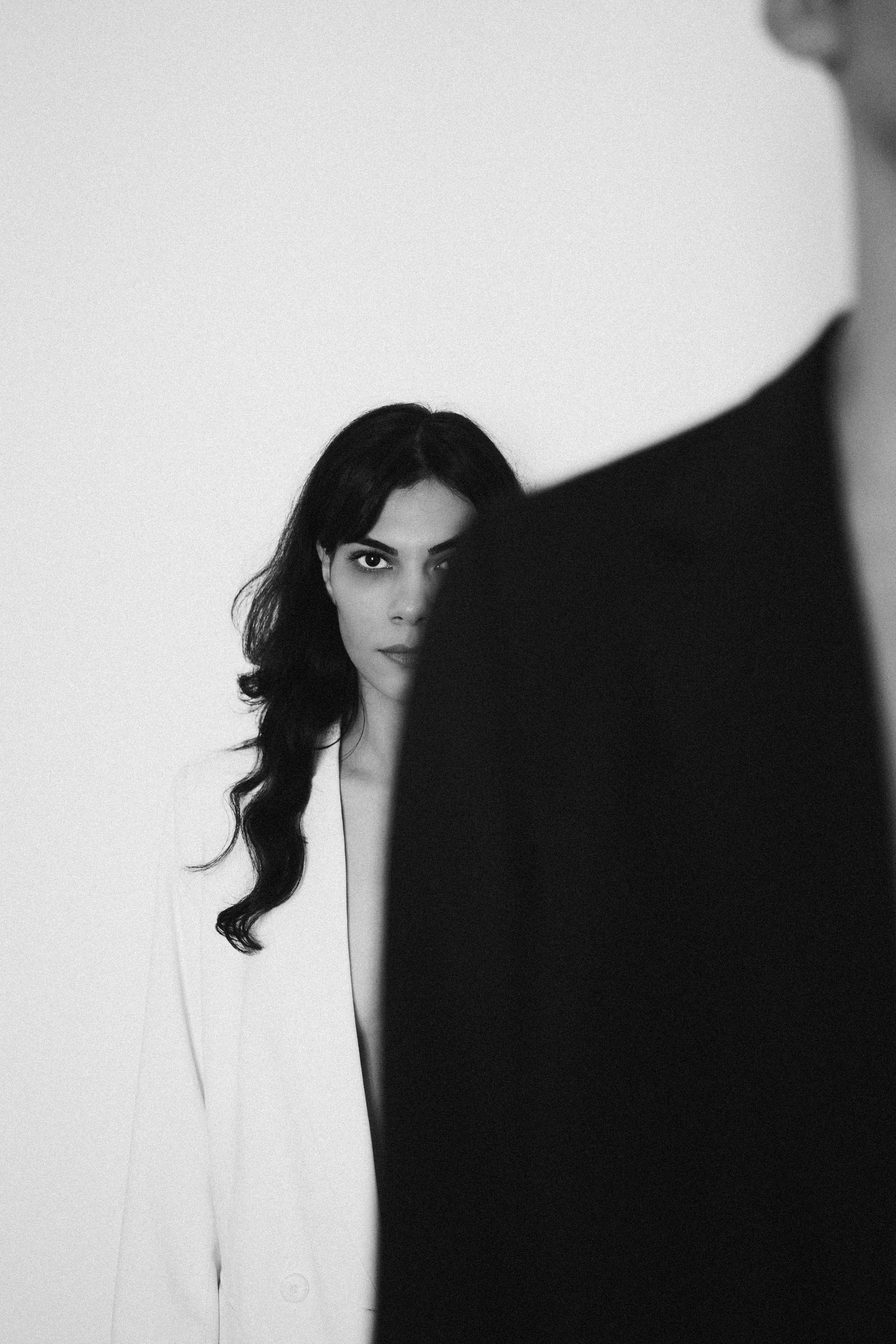 Koncept: černo-bílý portrét. Fotograf Teplice // Alexandra Ribola