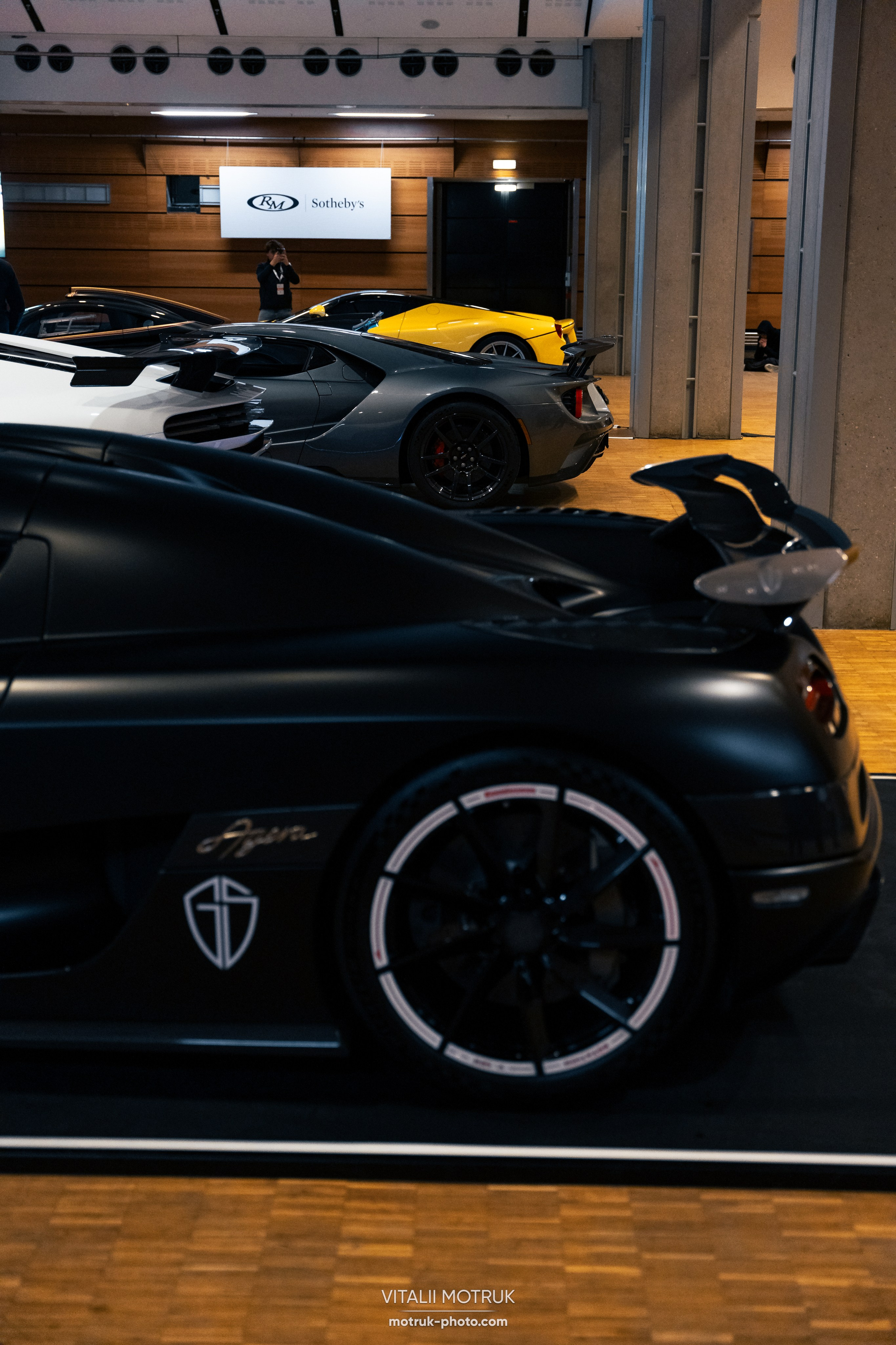 RM Sothebys 2025. Photographe de voitures à Paris — Vitalii Motruk