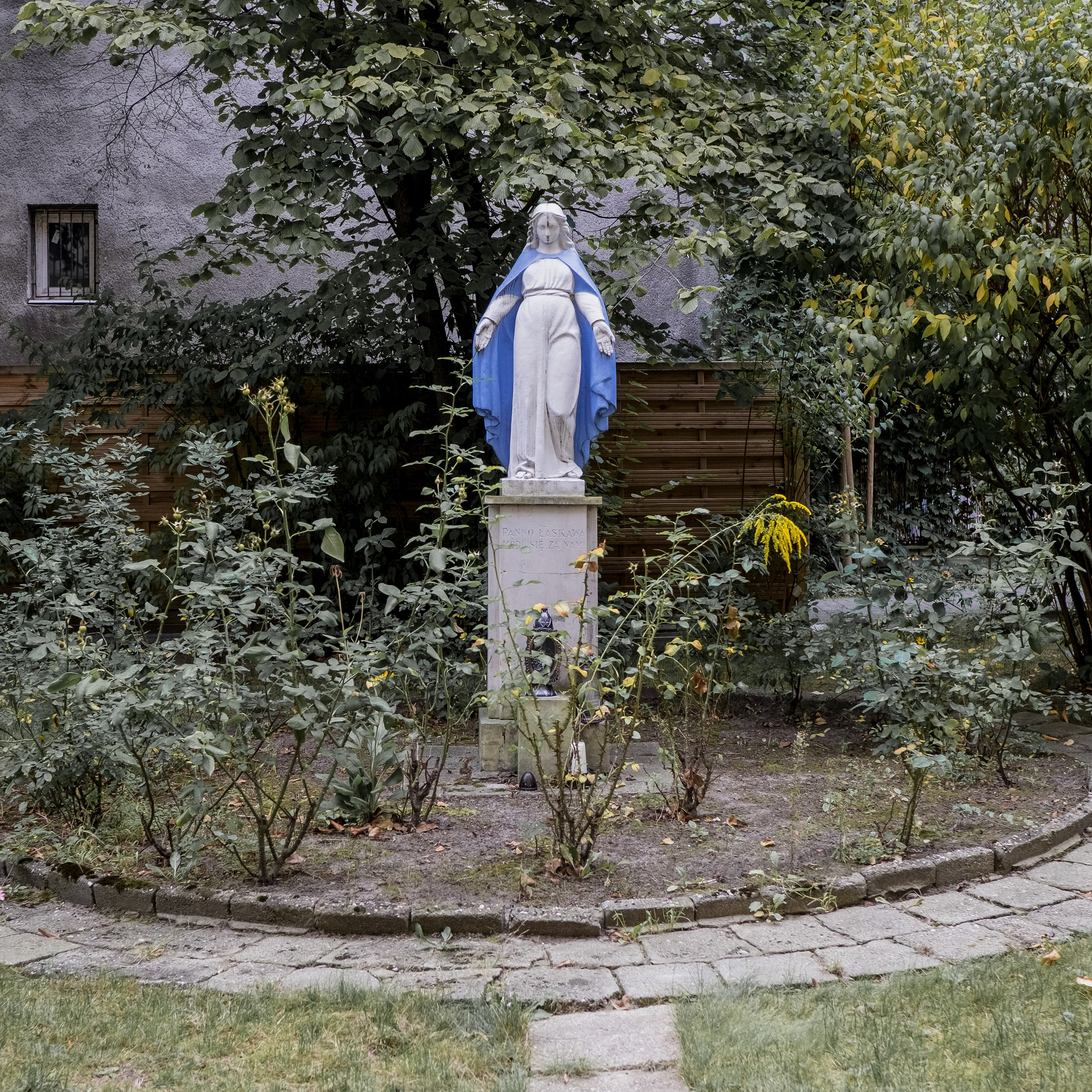 Kapliczki Warszawskie. Photographer Anastasiya Dubrovina