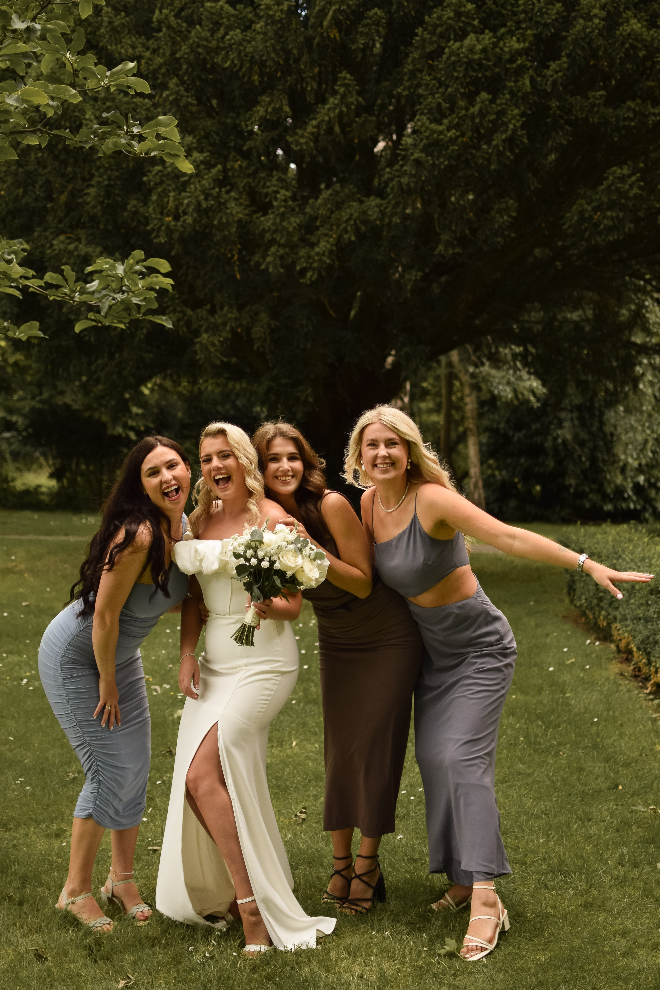 E & E wedding. Your local photographer