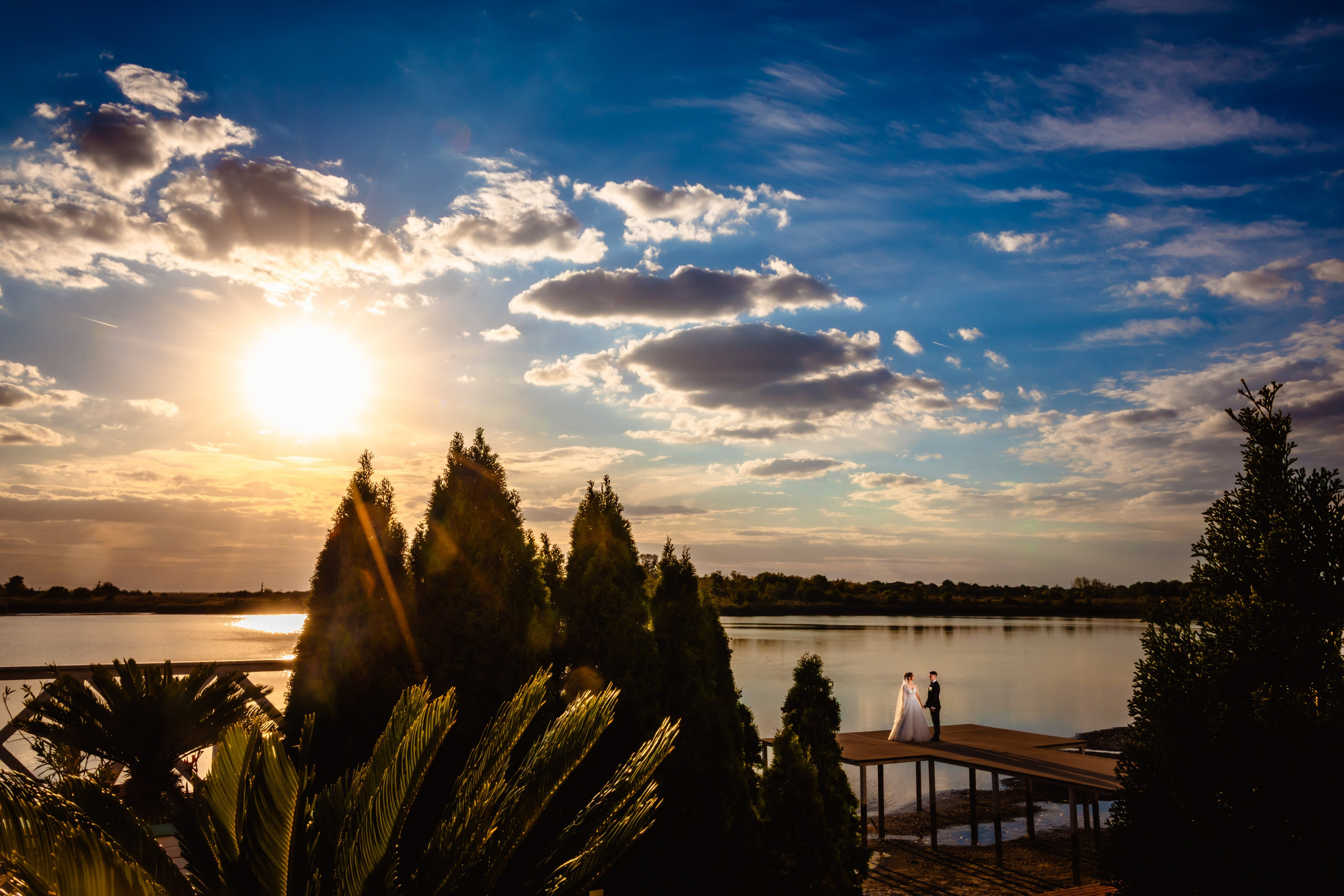 Fotograf de nunta — Ionut Belea dar si evenimente corporate din Romania