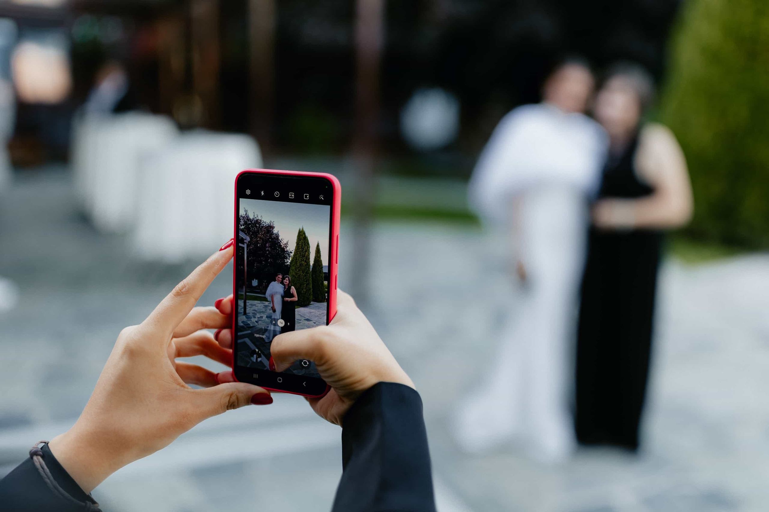 Stefanel & Elena. MovieFrames.ro