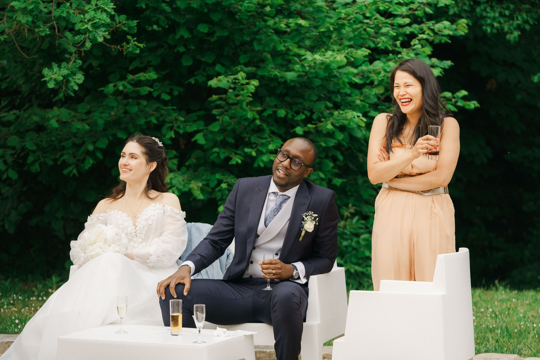 K& F, destination wedding photographer in L’Orangerie de l’Orée du Bois, France