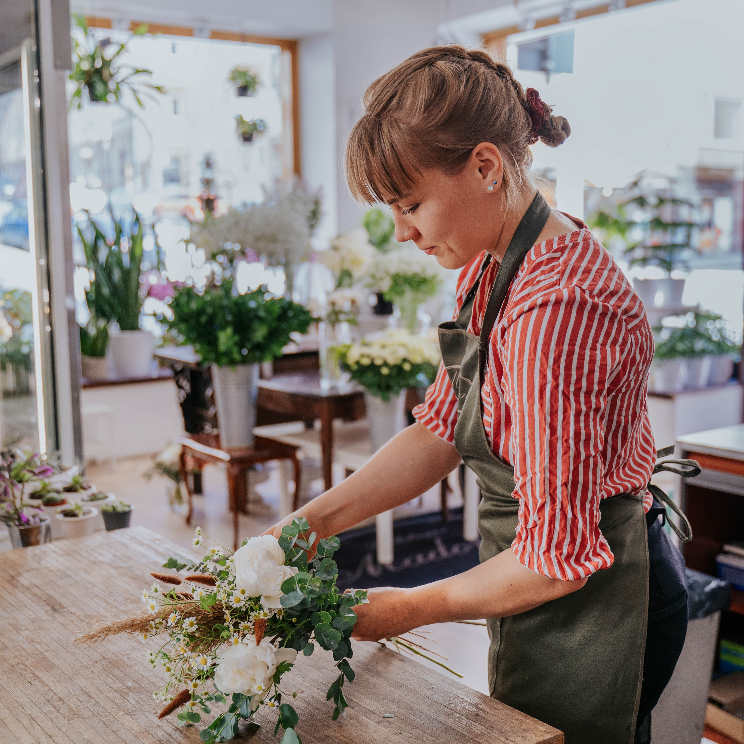 OxanaDia — Brand And Business Photographer in Barcelona. Barcelona Brand Photographer and Videographer Oxana Dia