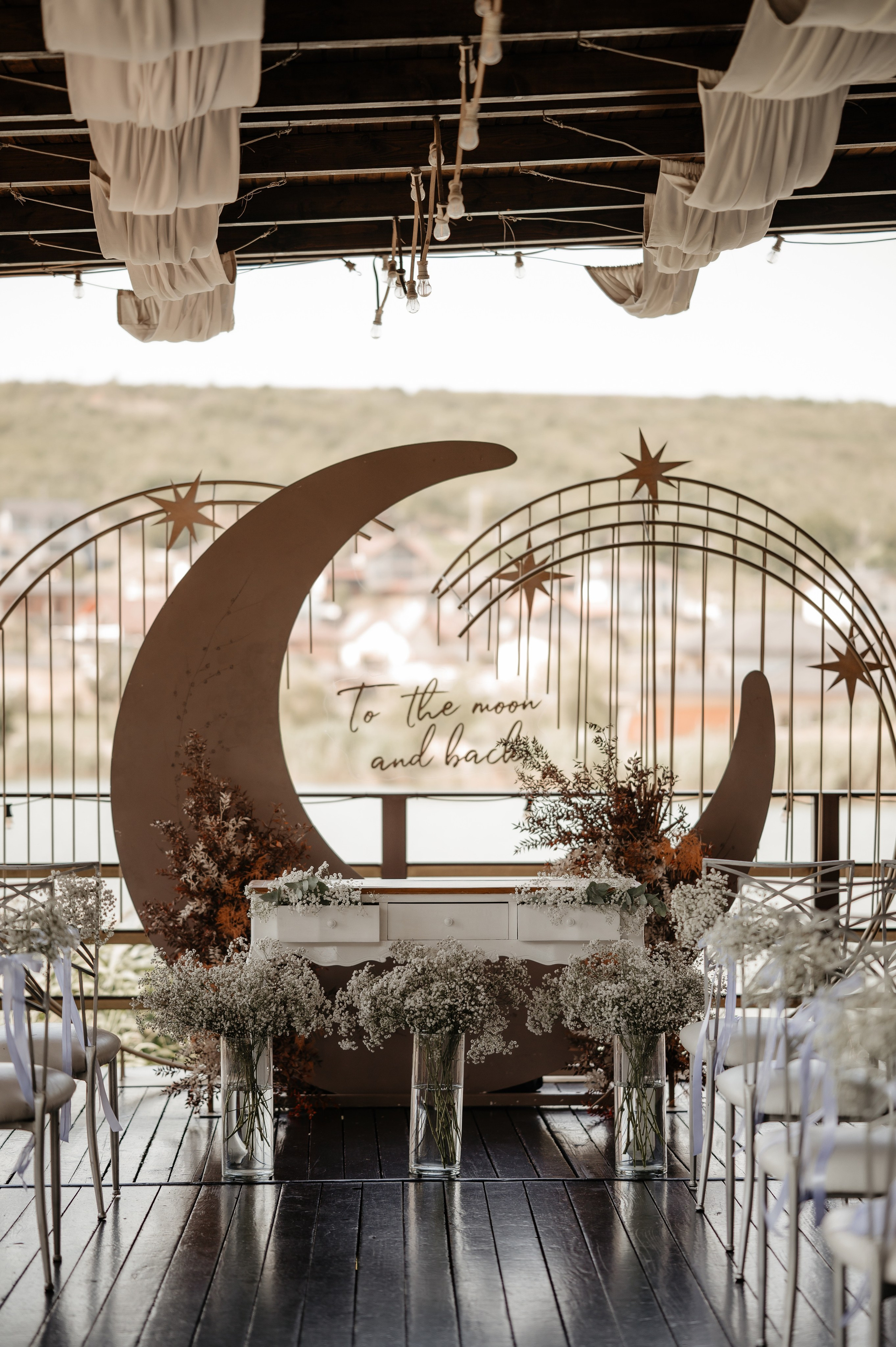 Cununie civila in aer liber si sedinta foto de cuplu. Proud Vision Weddings | Wedding Photography & Film — Servicii profesionale Foto Video Nunta Iasi