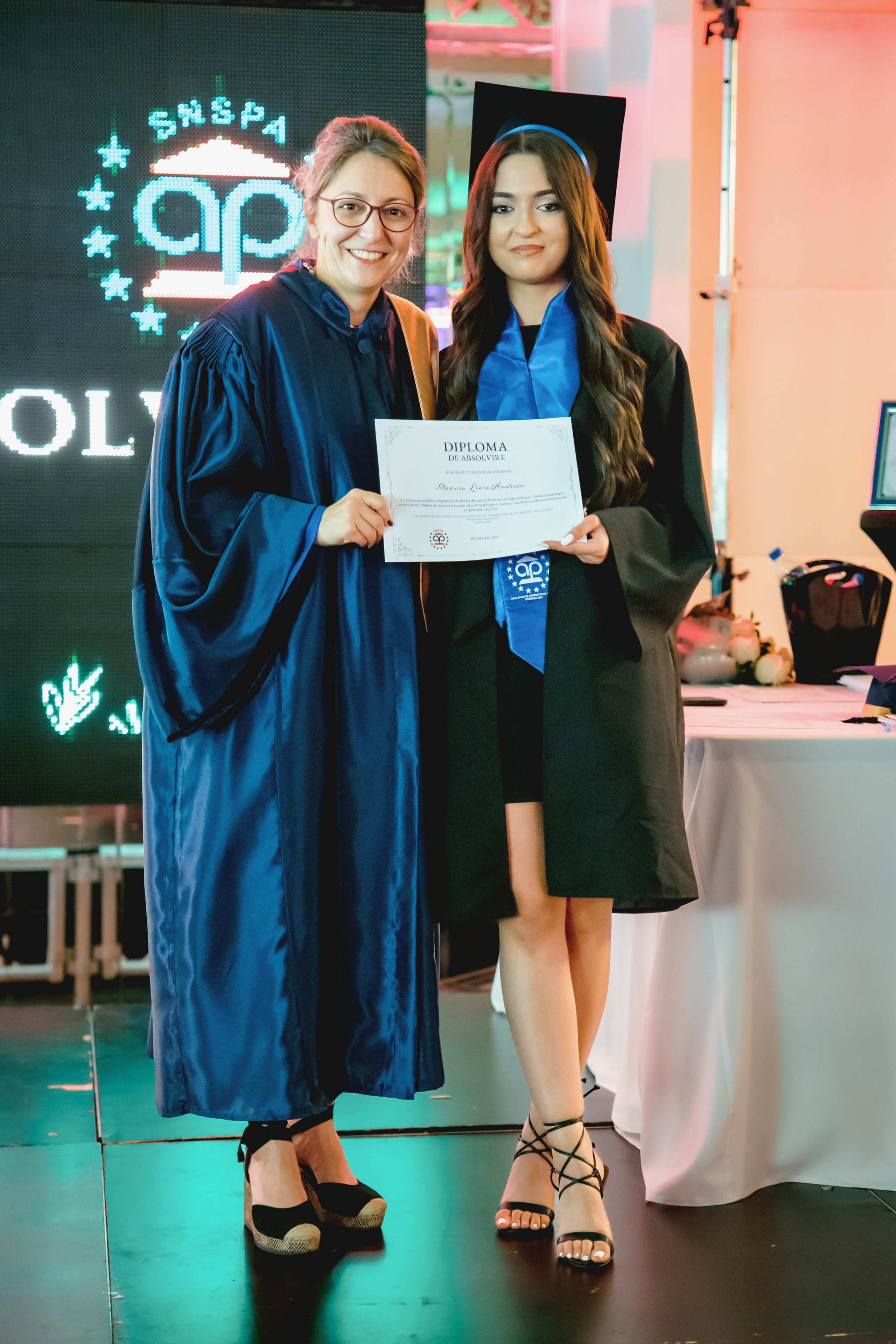 Festivitate Absolvire SNSPA 2024 - Jubile Bucuresti. MDimaFotoStudio. Fotograf de nuntă, evenimente private și de familie