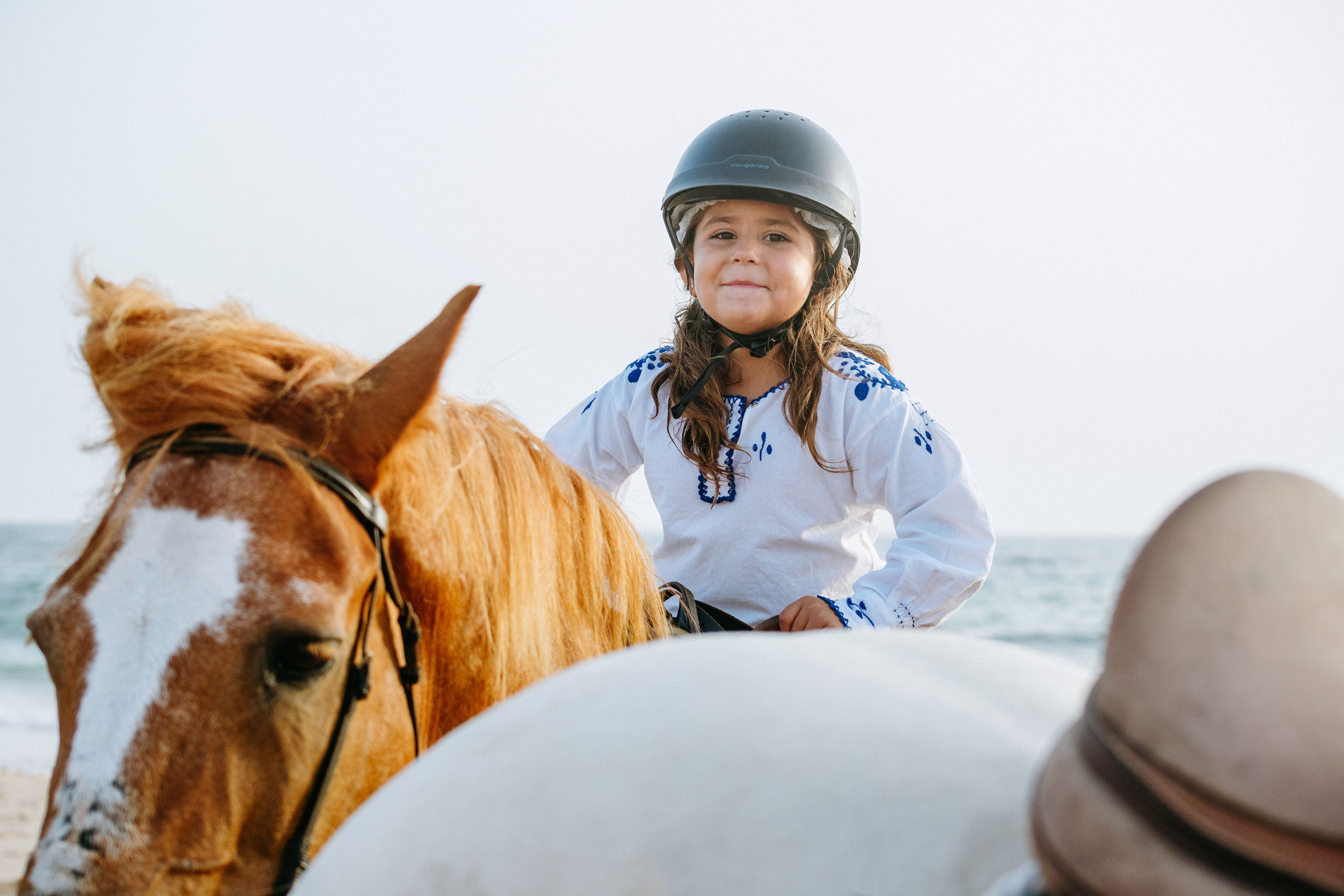 Marlene & Tiago com filhos. Passeios a Cavalo na Praia Peniche | Eco Salgados Agroturismo