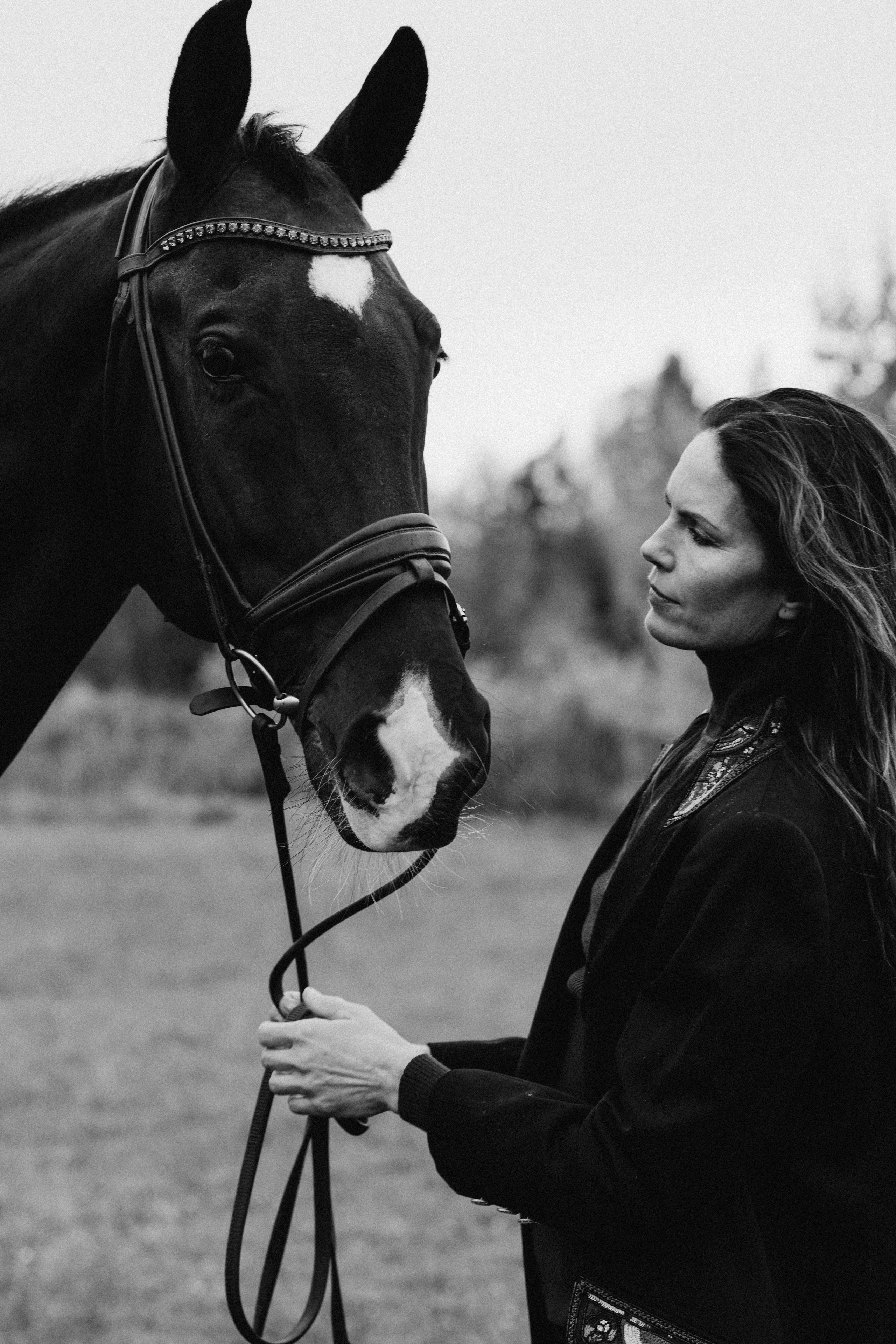 Susanna Hyypiä. Wedding and portrait photographer in Helsinki Vickan O