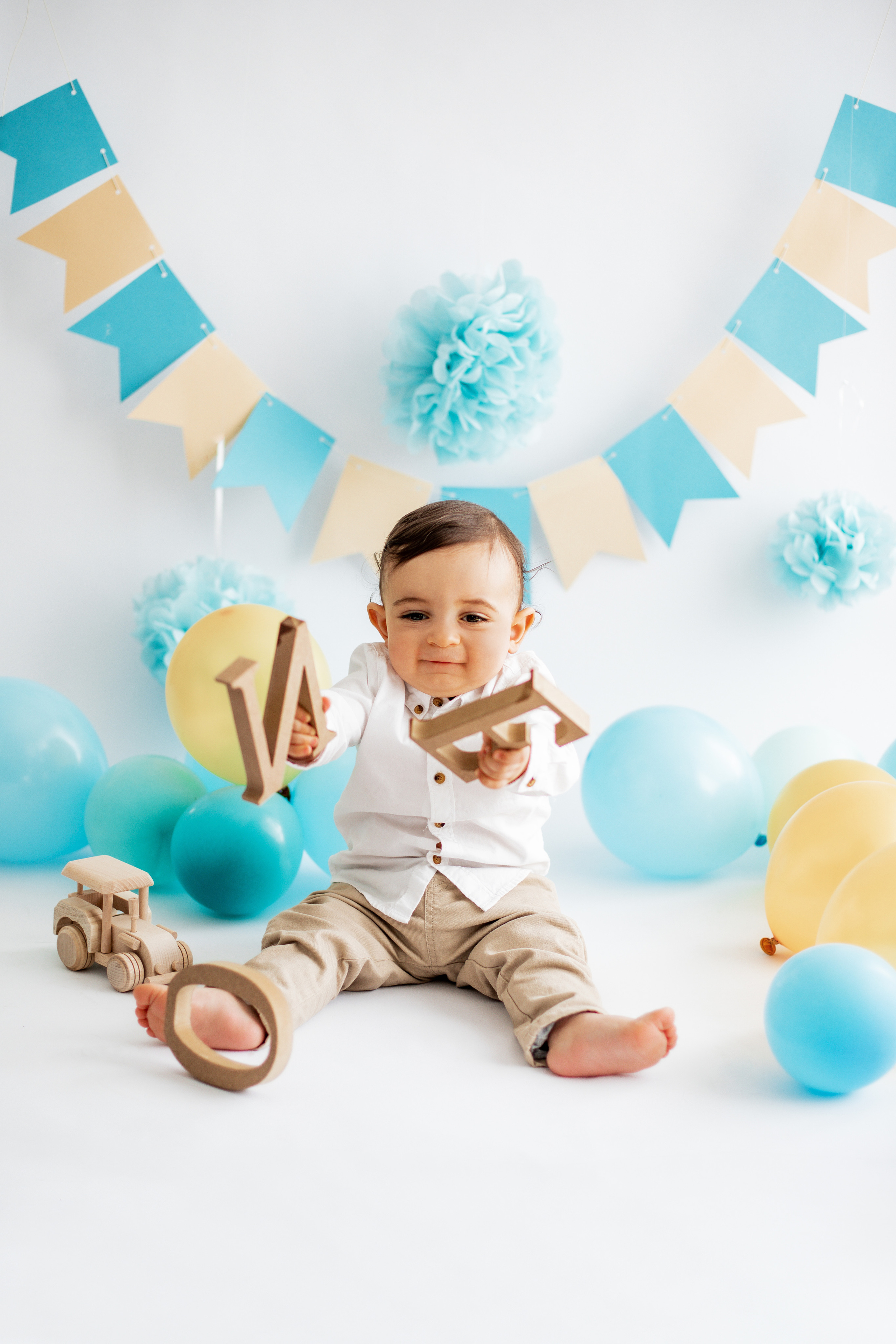 CAKE SMASH ja 1 V KUVAUKSET. Valokuvaaja Itä-Uudellamaalla Viktoria photography