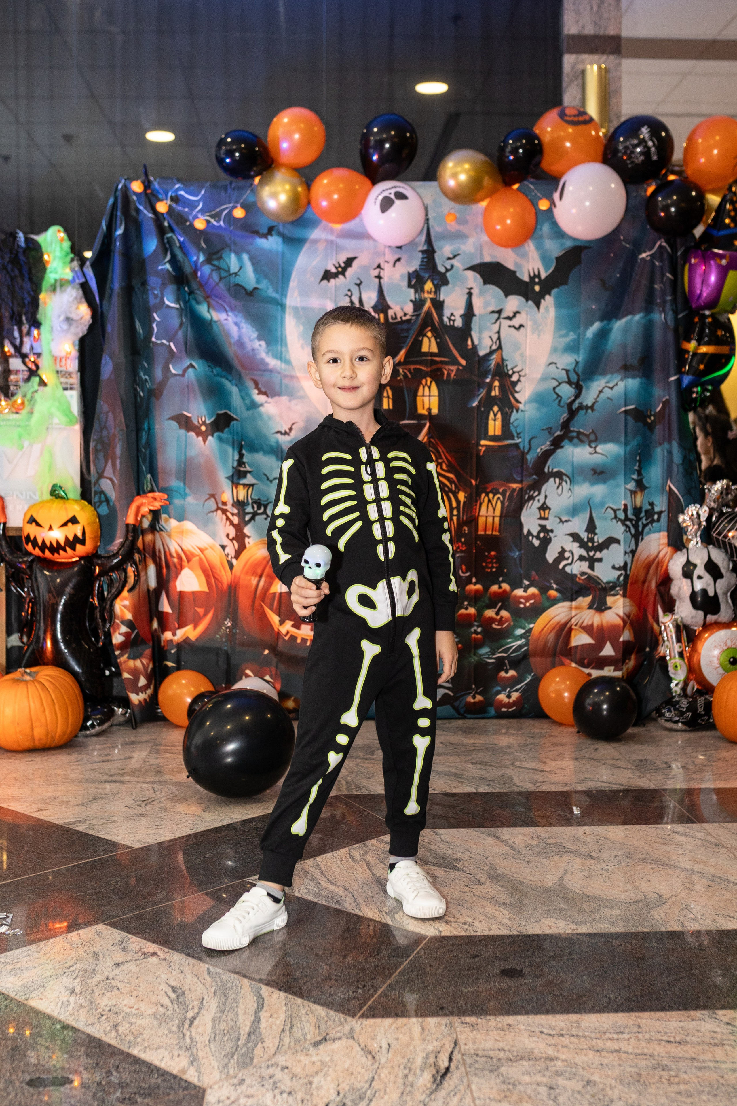 Leo dance studio Helloween 2025. Семейный и детский фотограф в Варшаве Мила Бобровская