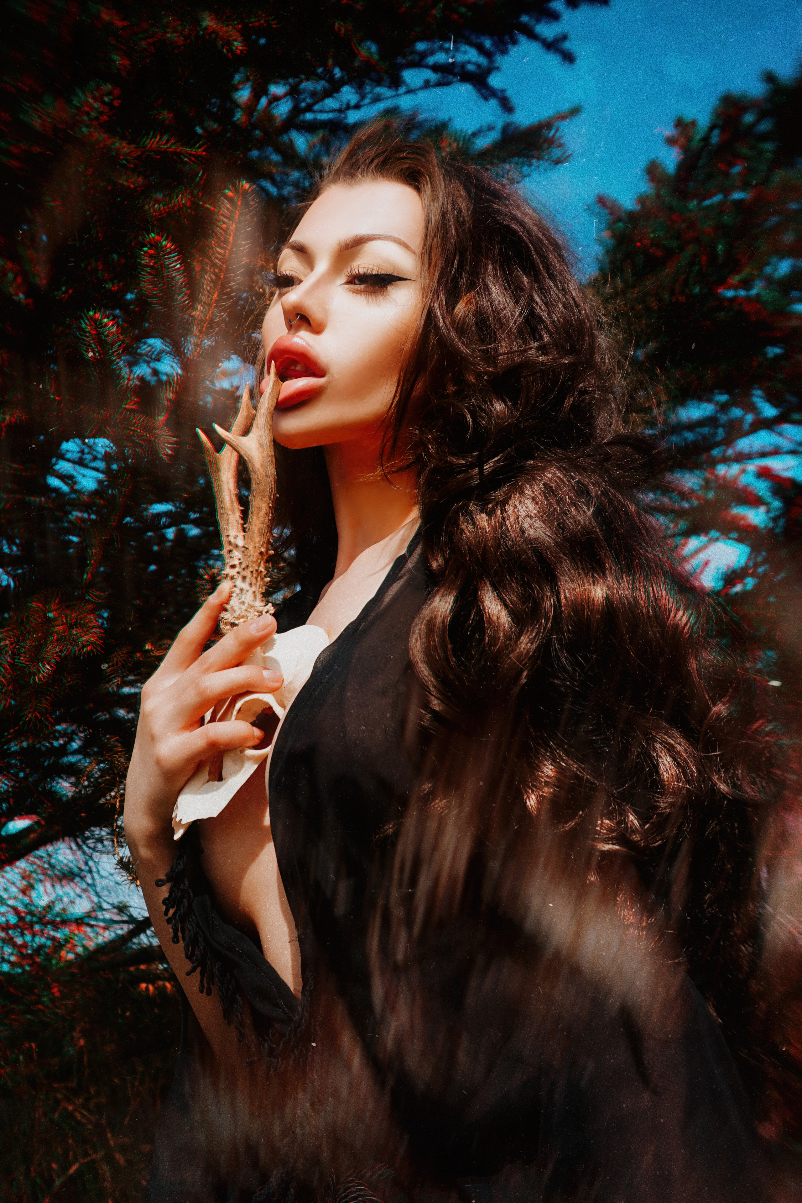 Elena Rosso is a Ukranian model based in Dem. Mark Smilyanic | Portrait and Adventure Photographer from Belgrade